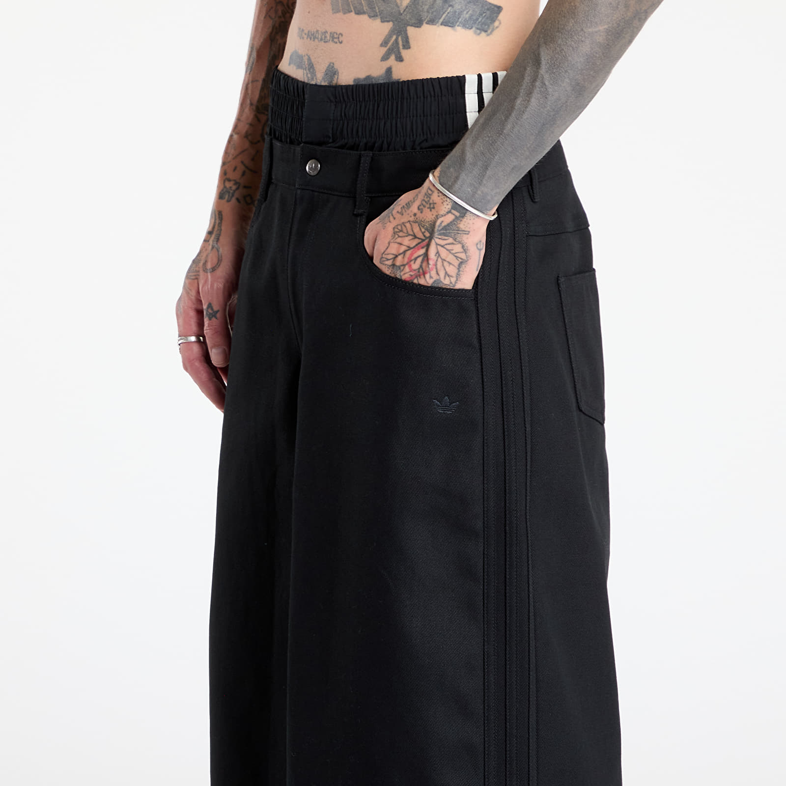 Ženske kratke hlače adidas Firebird Utility Jorts Black
