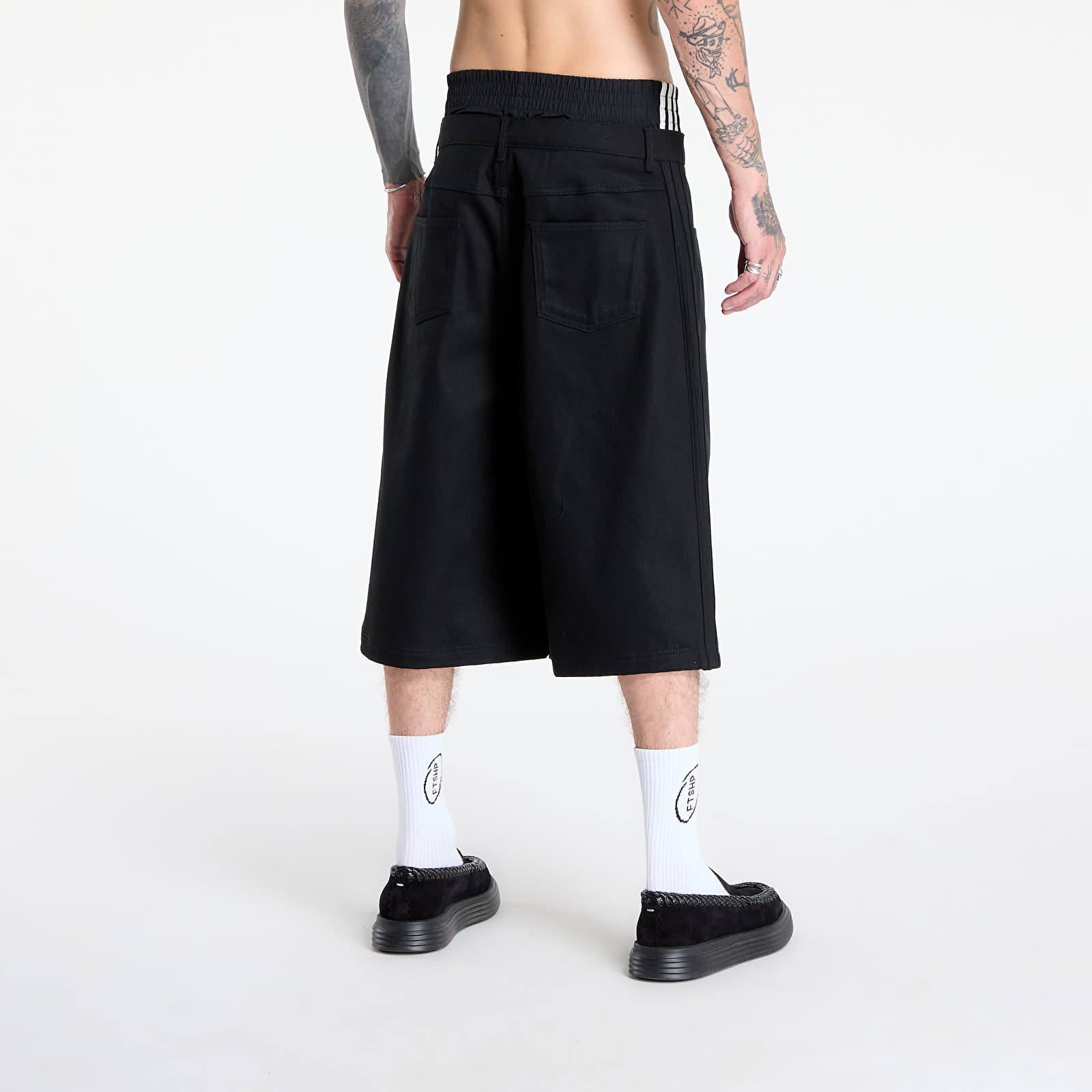 Ženske kratke hlače adidas Firebird Utility Jorts Black