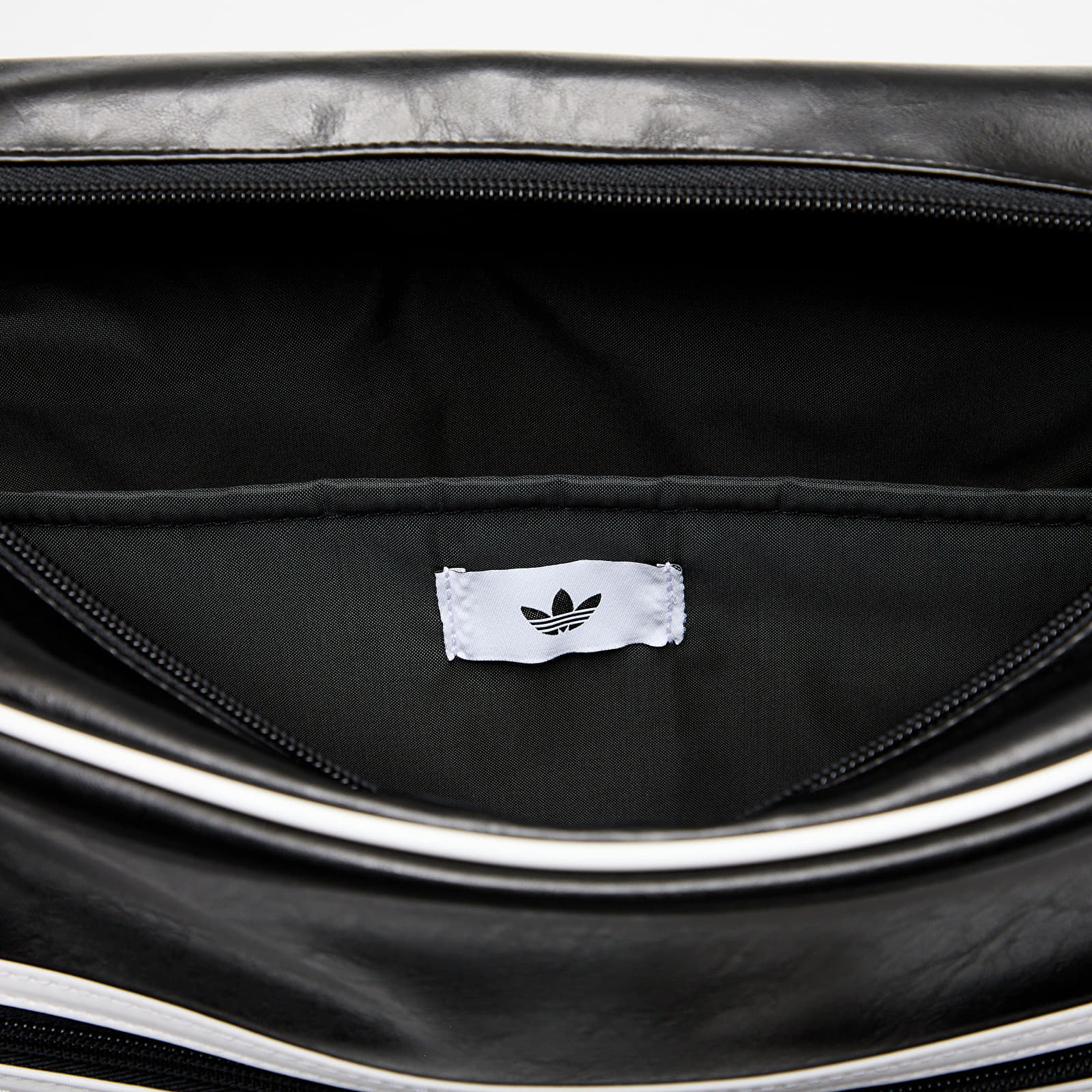 Τσάντα adidas Airliner OG Bag Black 17,5 l