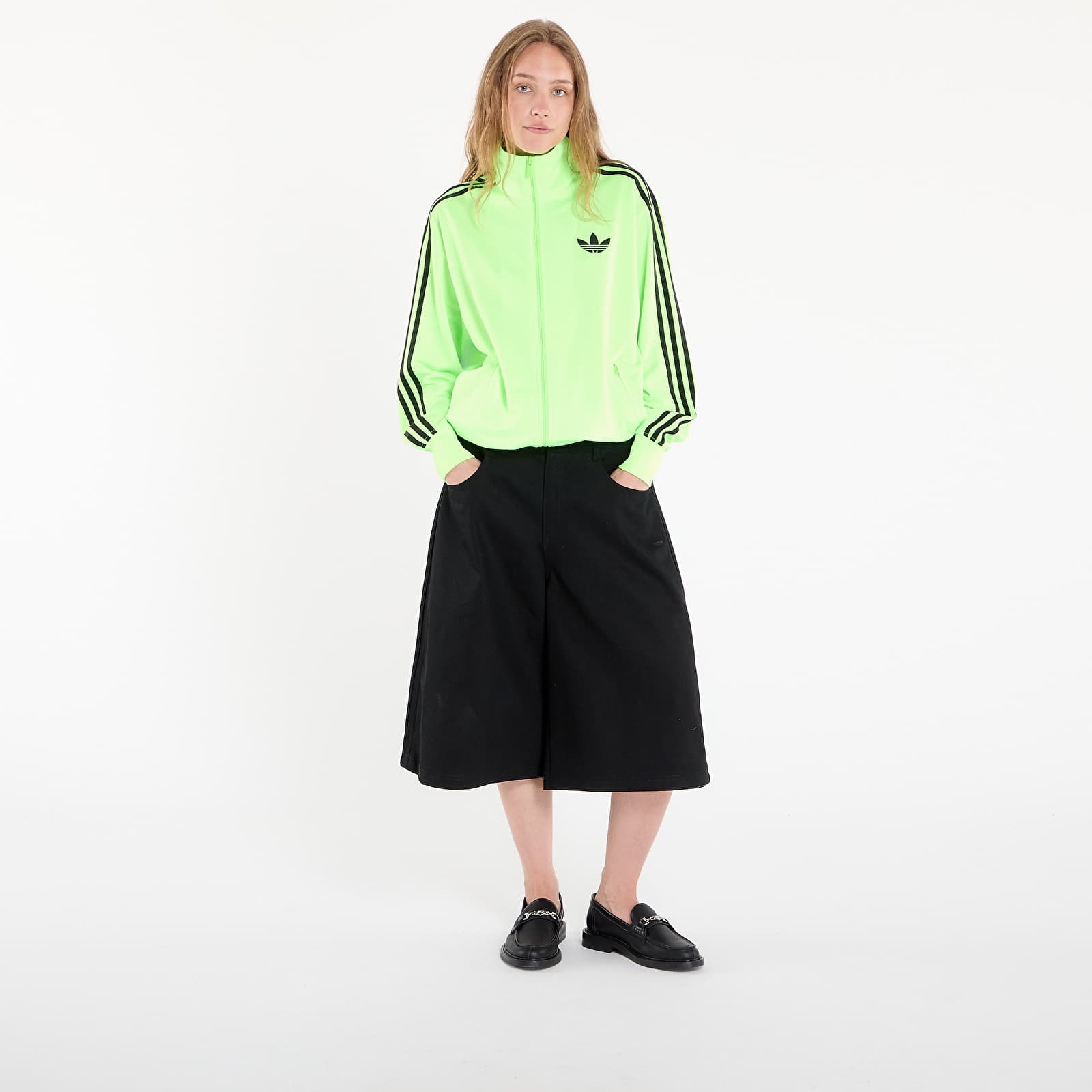 Sweatshirts für Frauen adidas Adicolor Classic Firebird Loose Track Top Signal Green/ Black