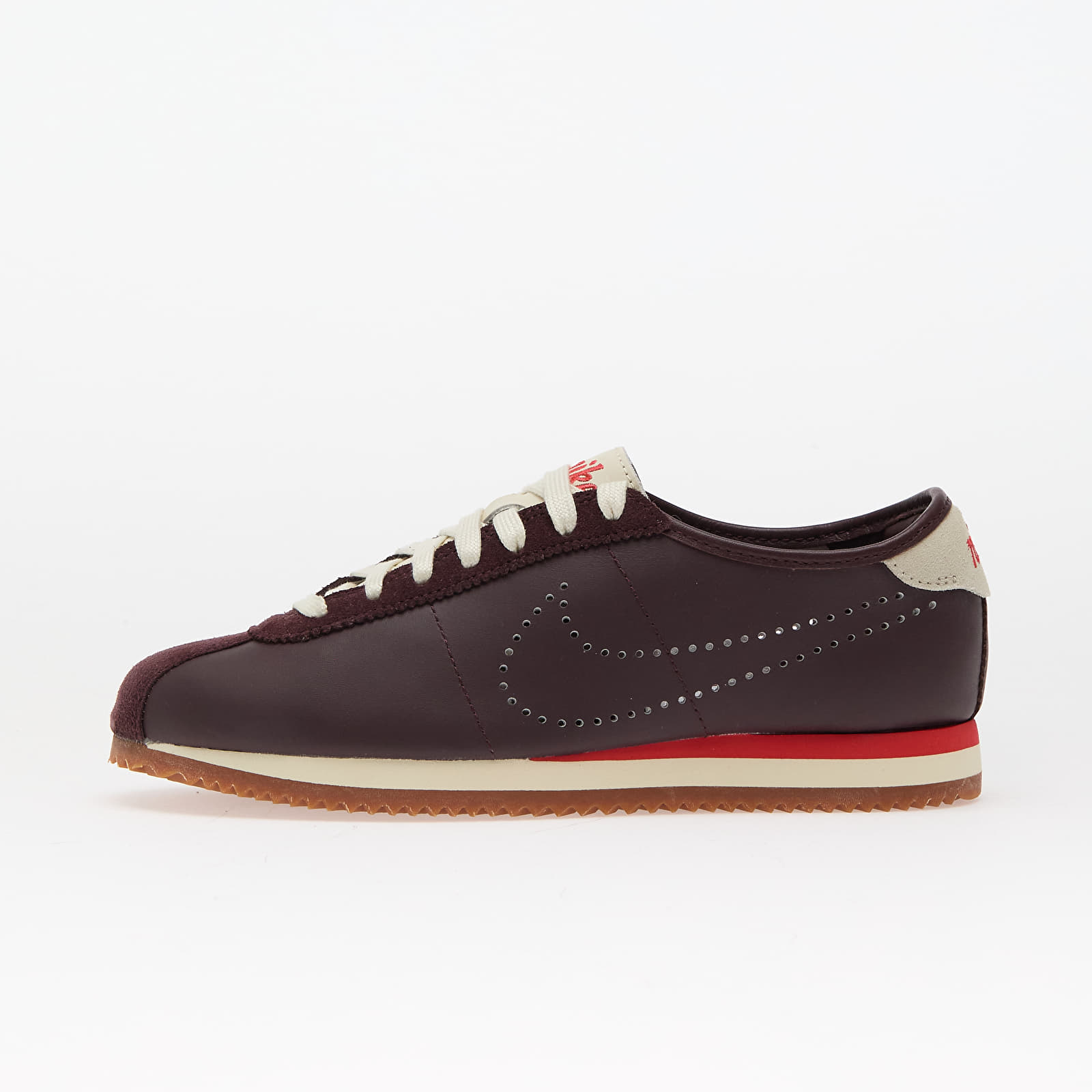 Naisten lenkkarit ja kengät Nike W Cortez Lt Burgundy Crush/ Lt Crimson-Coconut Milk-Gum Med Brown