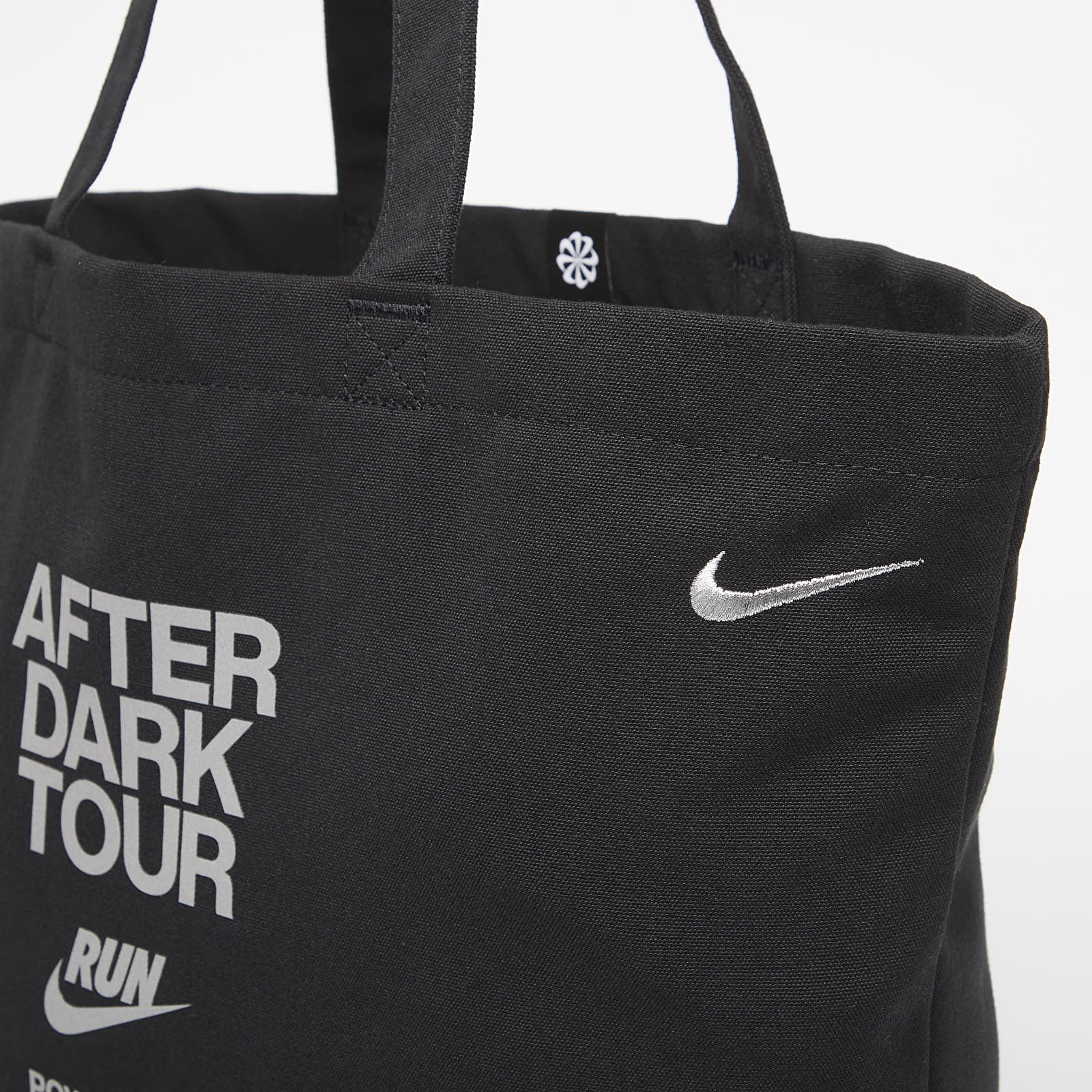 Men's Shoulder Bags Nike Heritage 2.0 After Dark Tour Tote Bag (22L) Black/ Reflective Slvr/ Metallic Silver