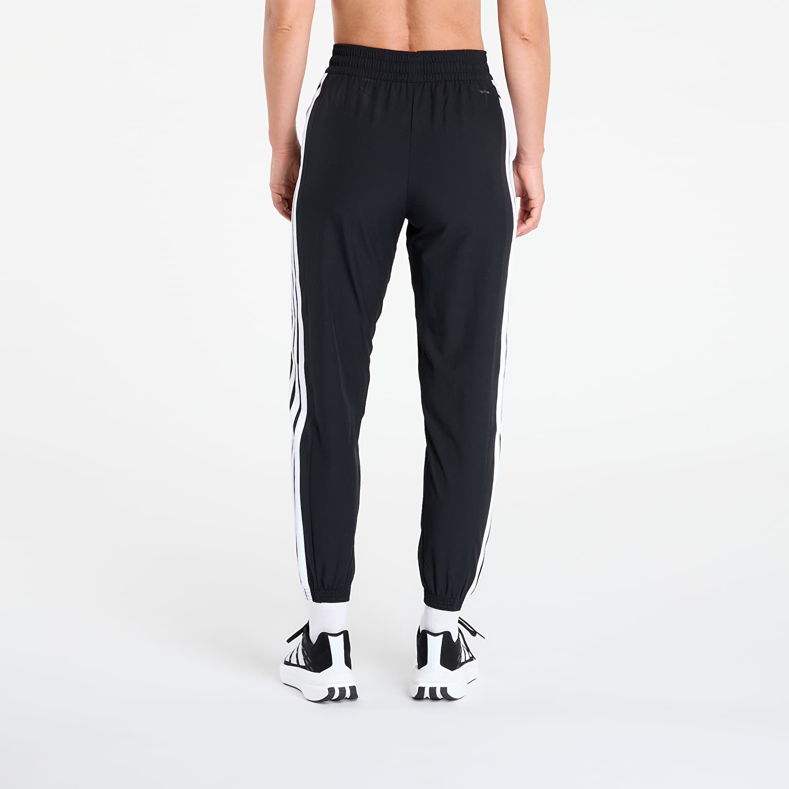 Hosen adidas Train Essentials 3-Stripes Woven Joggers Black/ White
