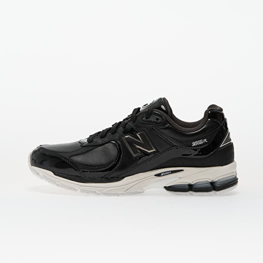 New Balance 2002R Black/ White