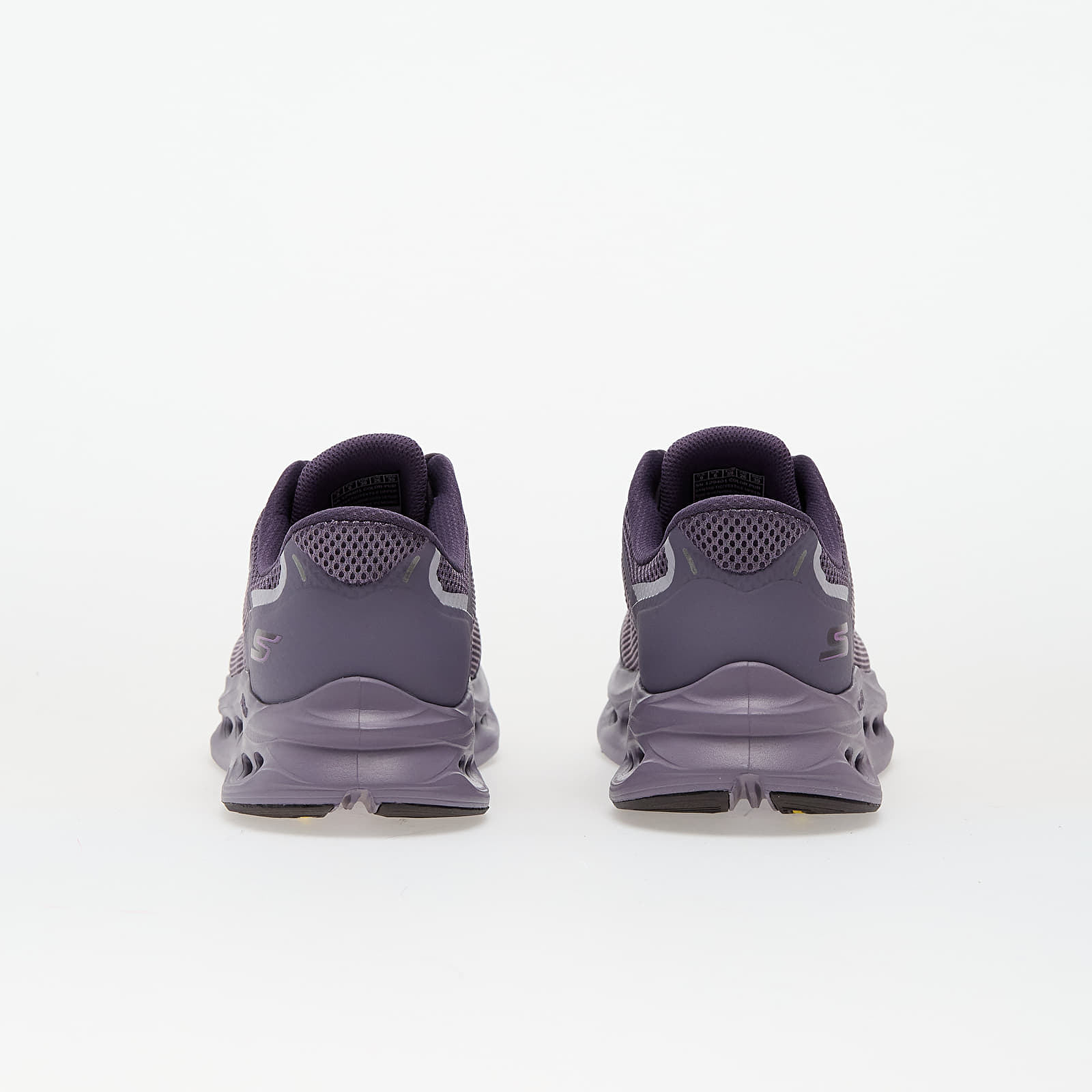 Women's sneakers and shoes Skechers Max Cushioning Glide-Step - A Purple