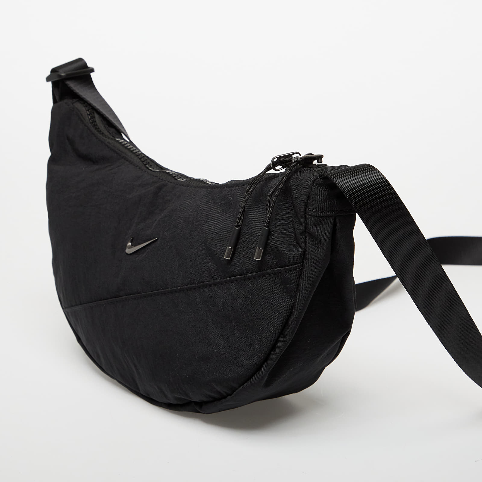 Umhängetaschen Nike Aura Crescent Crossbody Bag (4L) Black/ Black/ Gunmetal