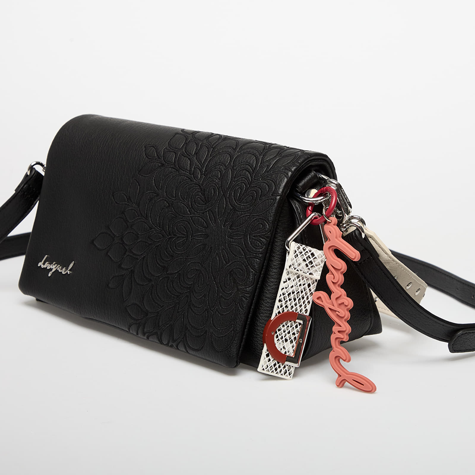 Umhängetaschen für Männer Desigual Sierra Naron Medium Bag Black