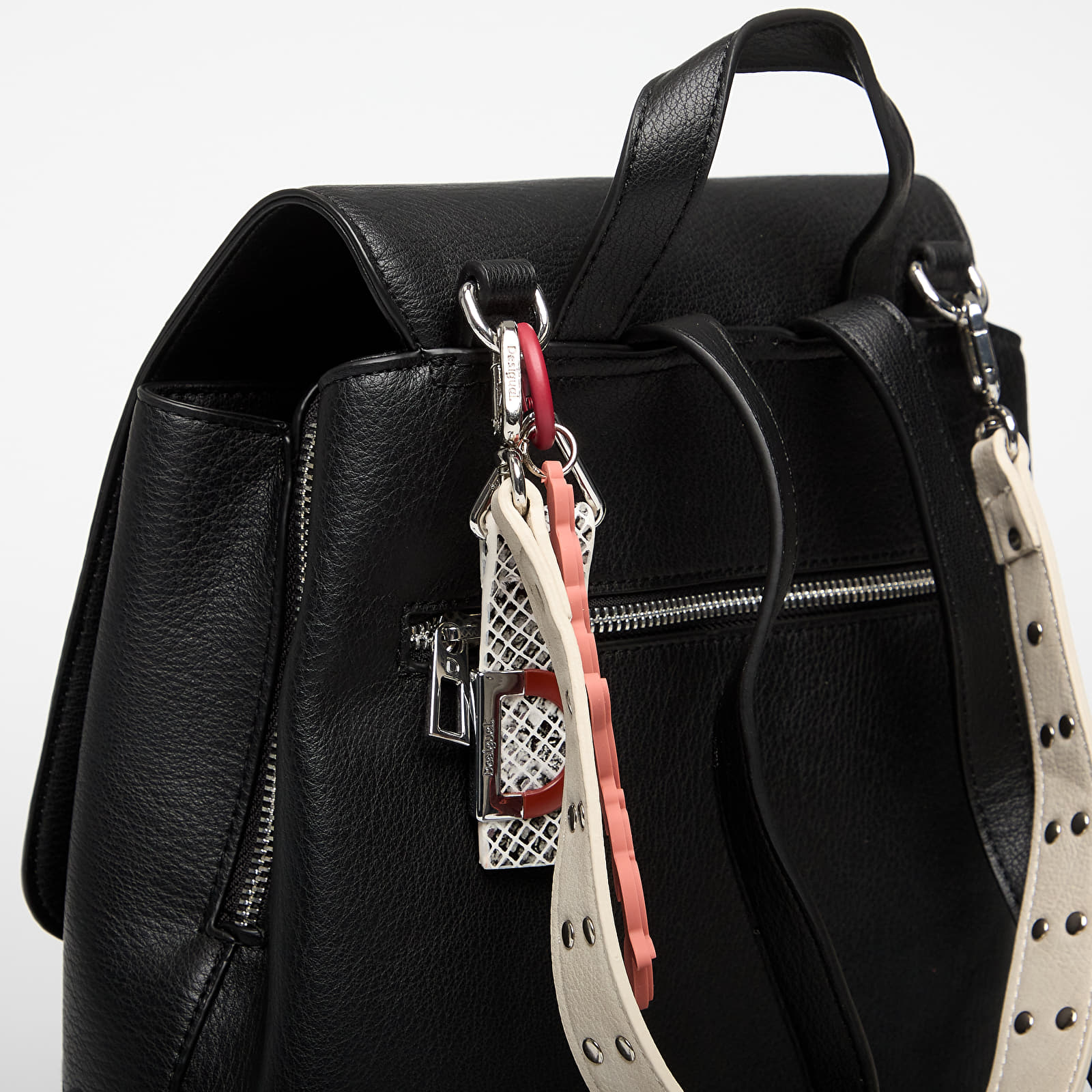 Hátizsákok Desigual Sierra Sumy Backpack Mini Str Black