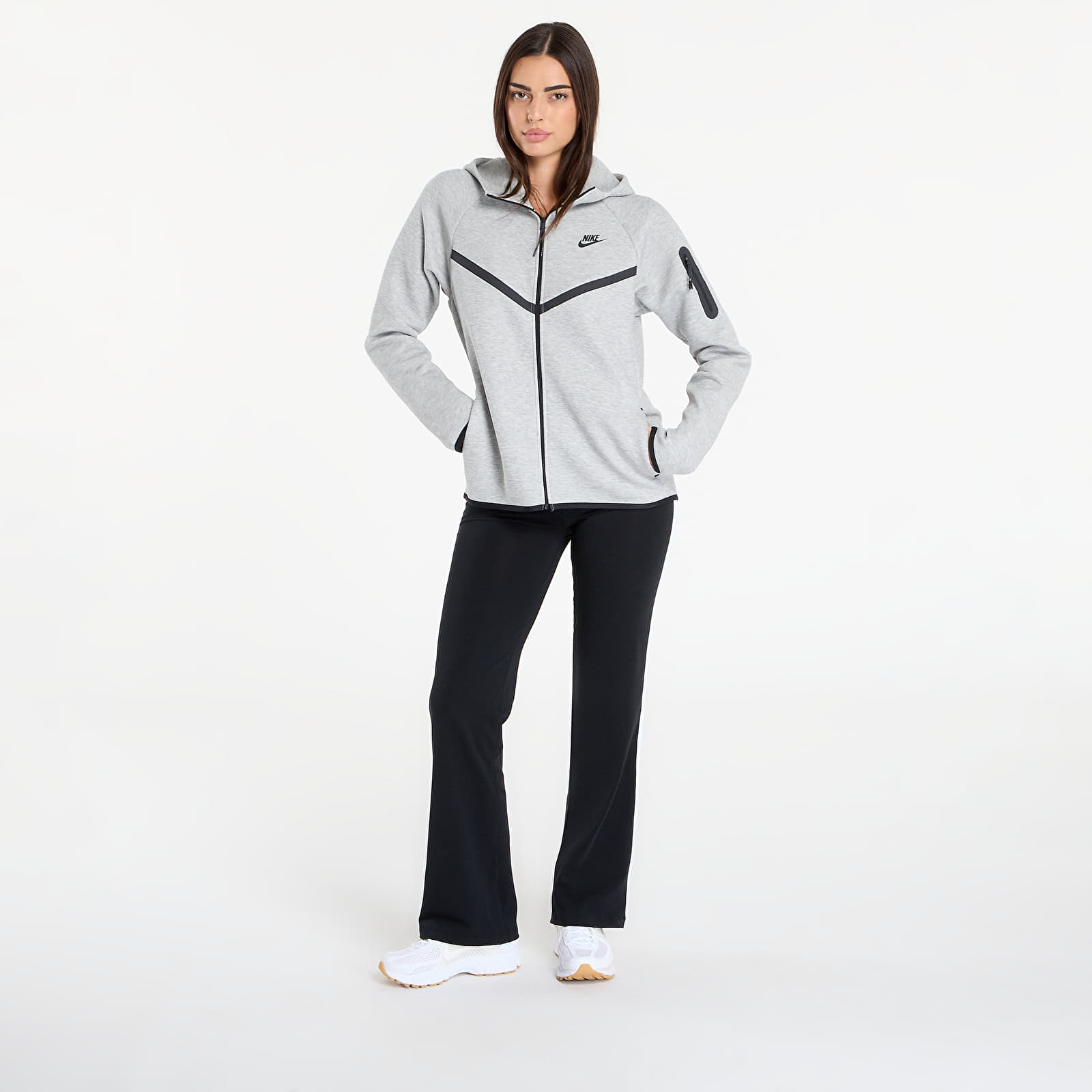 Női pulóverek és pulóverek Nike Sportswear Tech Fleece Windrunner Women's Full-Zip Hoodie Dk Grey Heather/ Black