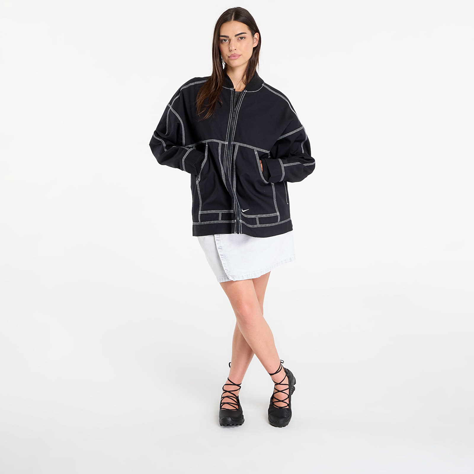 Jacken Nike Sportswear Women's Oversized Graphic Cargo Jacket Black/ Summit White