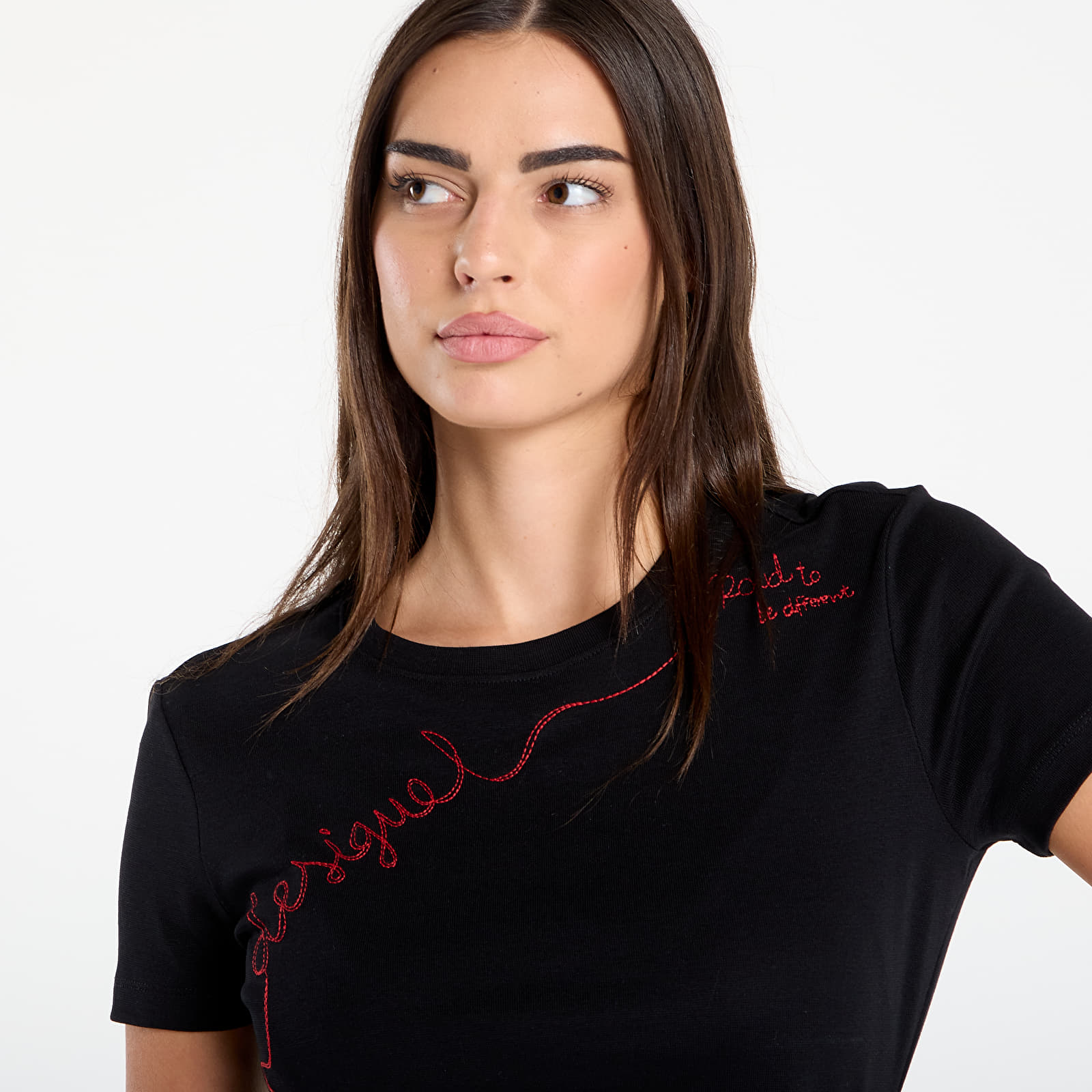 T-Shirts Frau Desigual T-Shirt With Embroidered Lettering Black