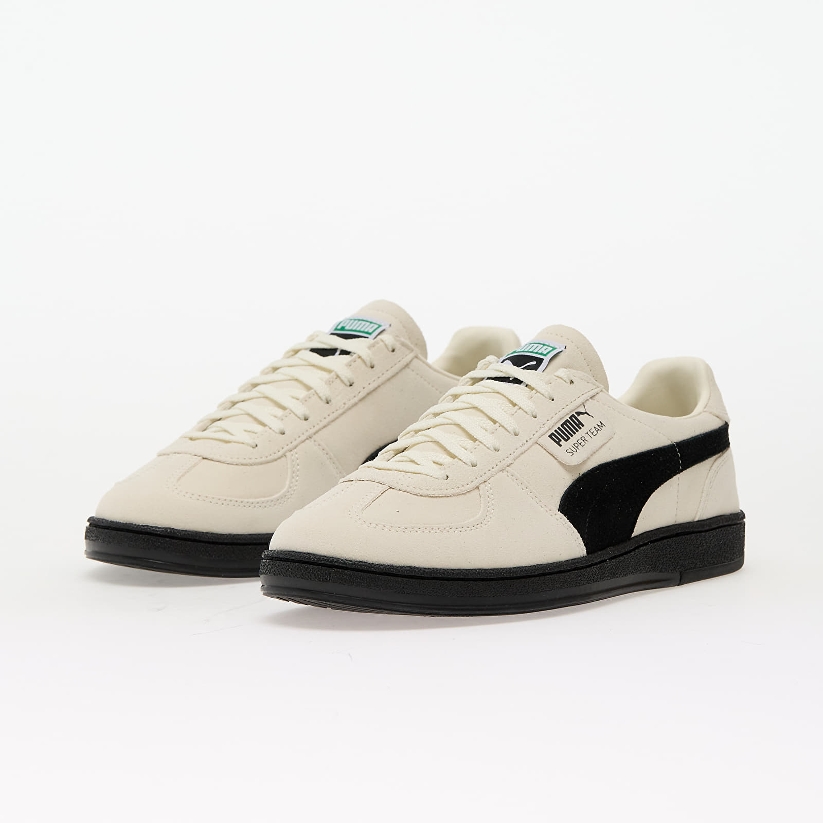 Men's sneakers and shoes Puma Super Team Warm White-Puma Black