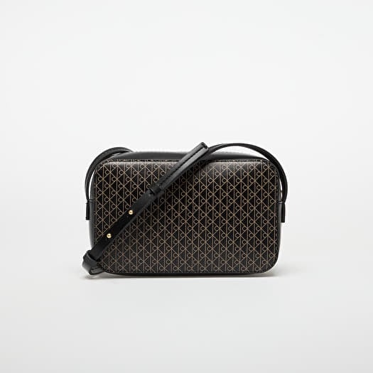 Tasche Calvin Klein Emblem Aop Elongated Camera Bag