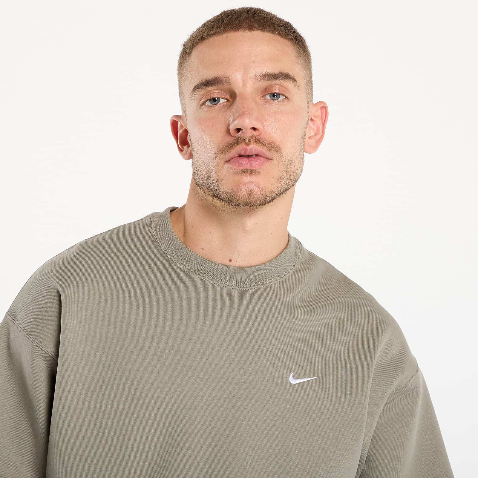 Мъжки суичъри Nike Solo Swoosh Men's Fleece Crew Light Army/ White