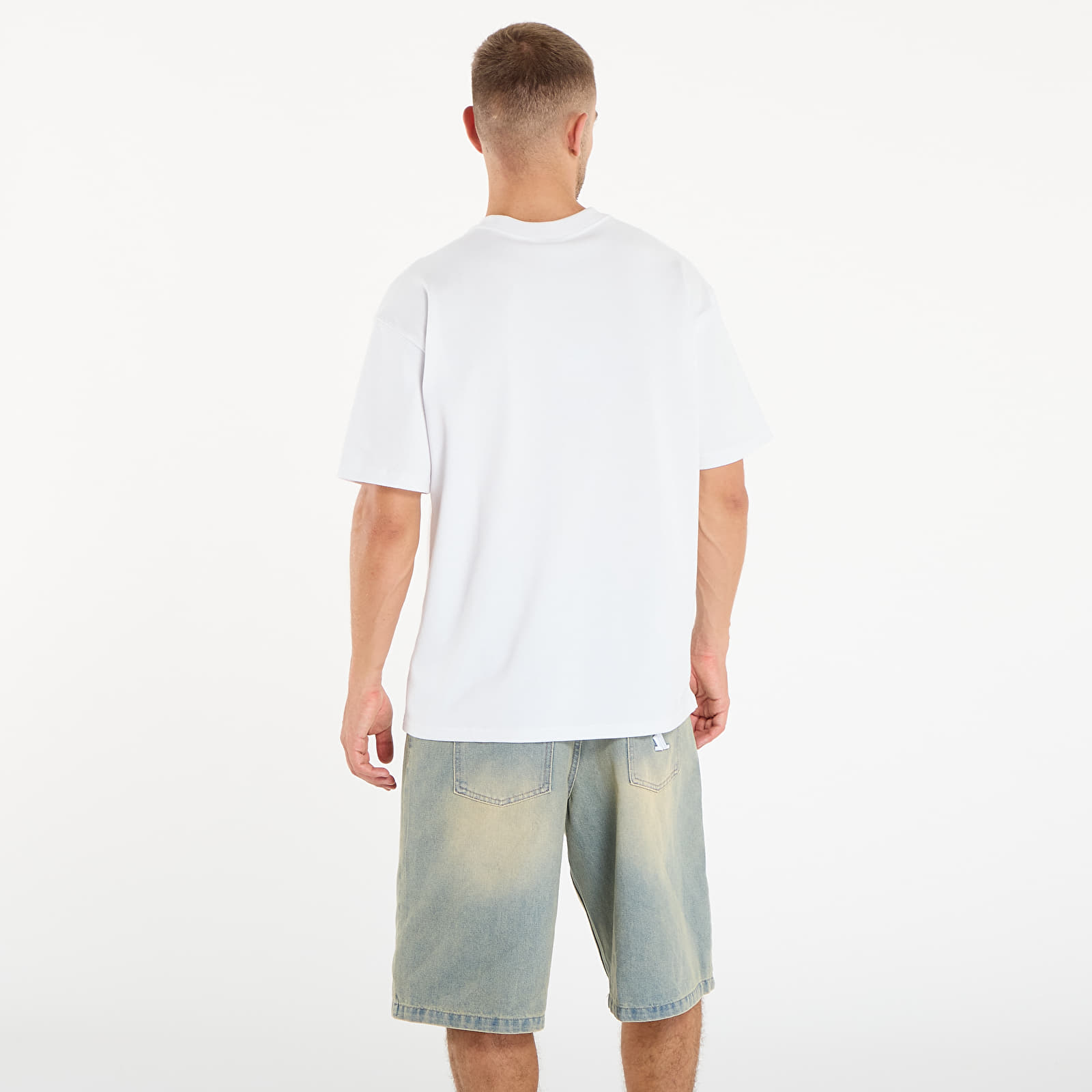 Men's T-shirts Nike M ACG Tee Oc Canoe Sticker Summit White