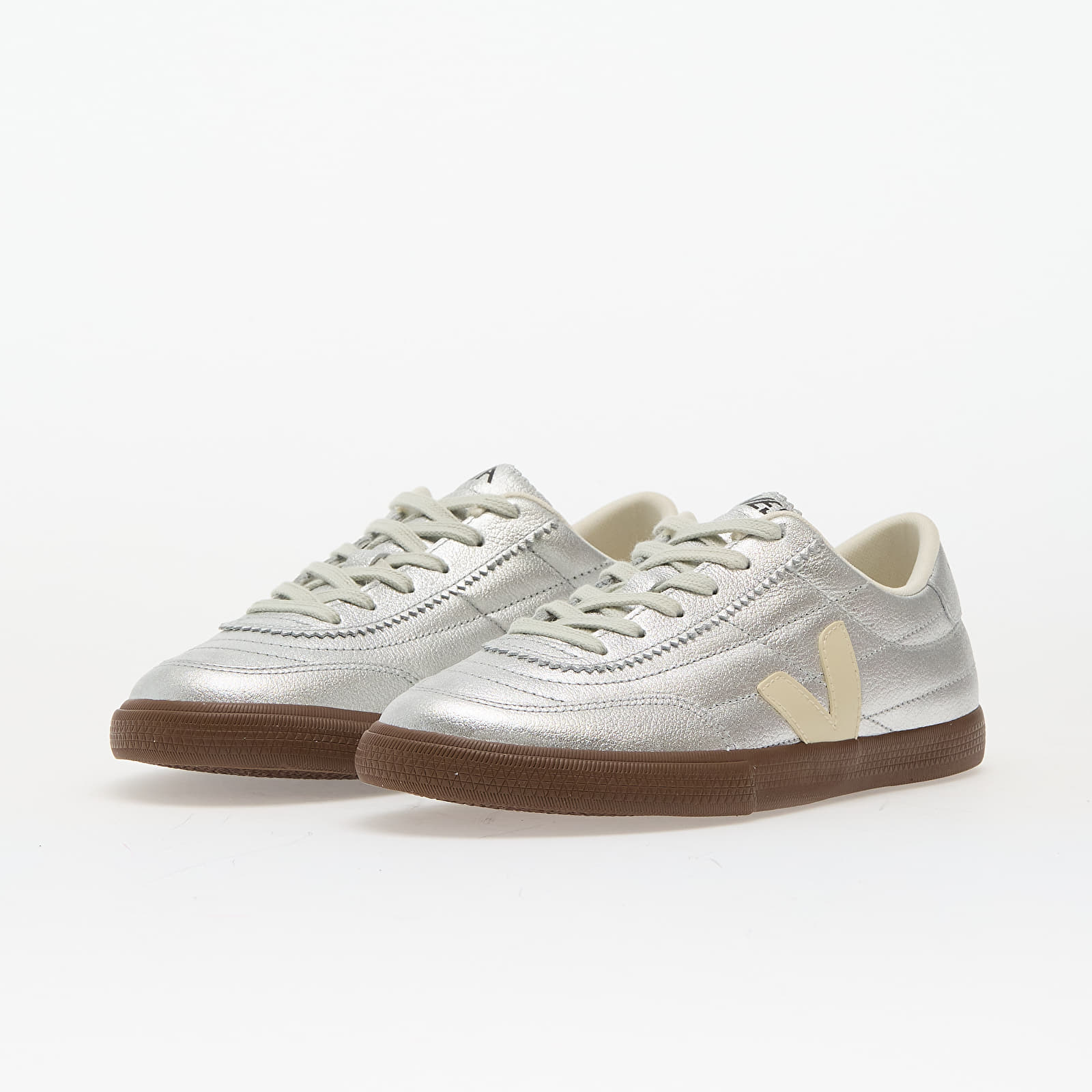 Women's sneakers and shoes Veja W Panenka O.T. Silver_Pierre_Bark