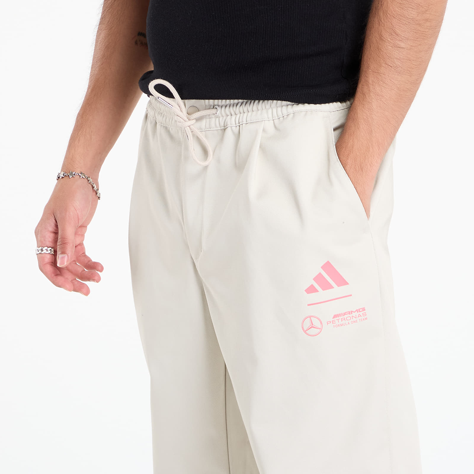 Men's trousers adidas Mercedes - AMG Petronas Formula One Team Summer Chino Pant Wonder Alumina