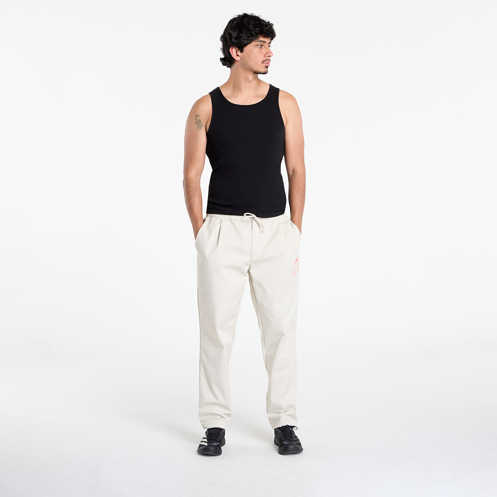 Men's trousers adidas Mercedes - AMG Petronas Formula One Team Summer Chino Pant Wonder Alumina