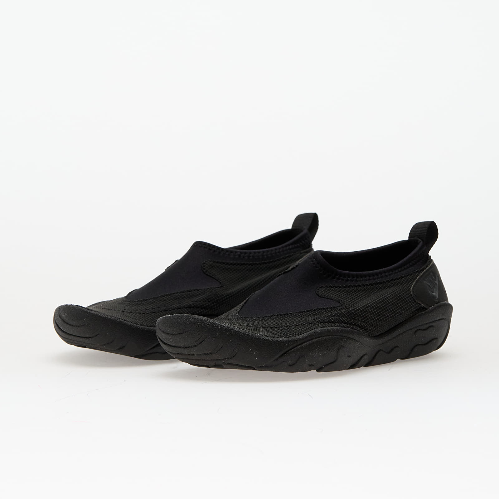 Sneakers und Schuhe für Frauen Nike W Aqua Turf Black/ Off Noir-Black