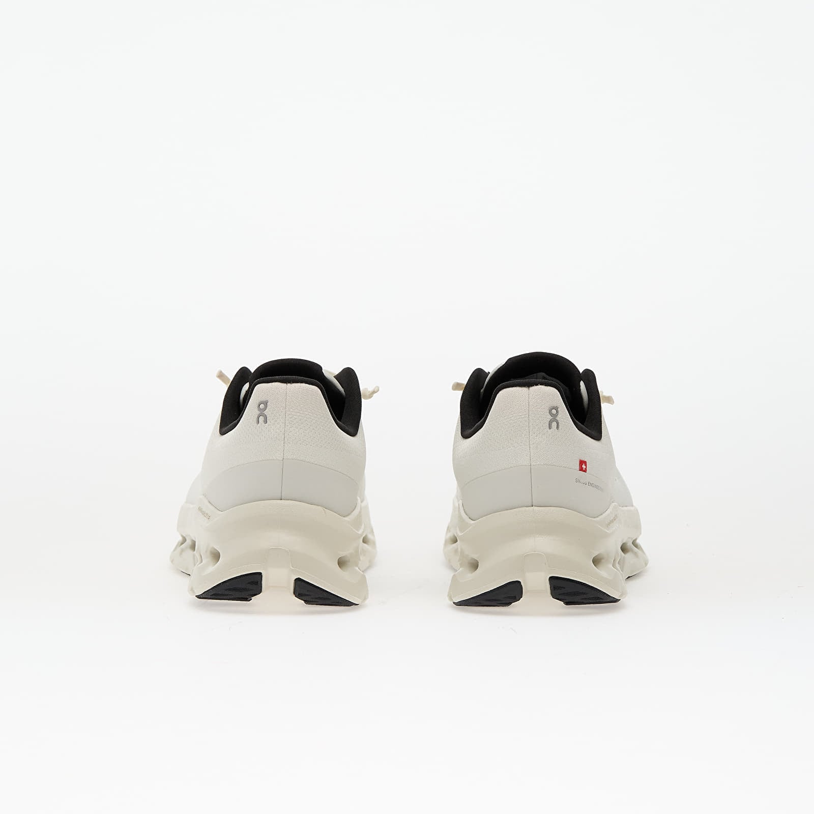 On Sneakers On M Cloudtilt Pearl/ Ice EUR 46 - 5