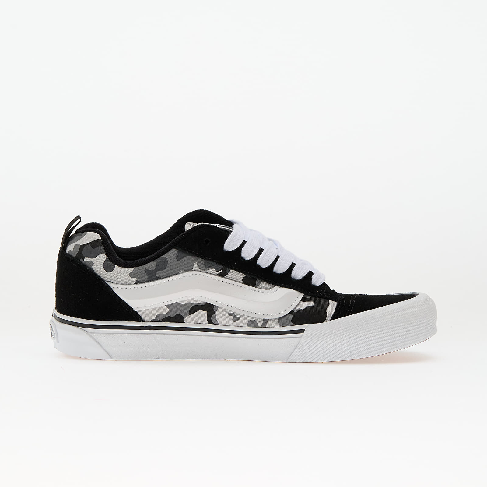 Чоловіче взуття Vans Knu Skool Camo Black/ White