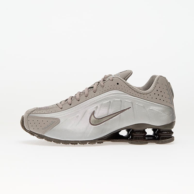 Nike Shox R4 Cave Stone/ Cave Stone-College Grey-Baroque Brown-Mtlc Silver-College Grey