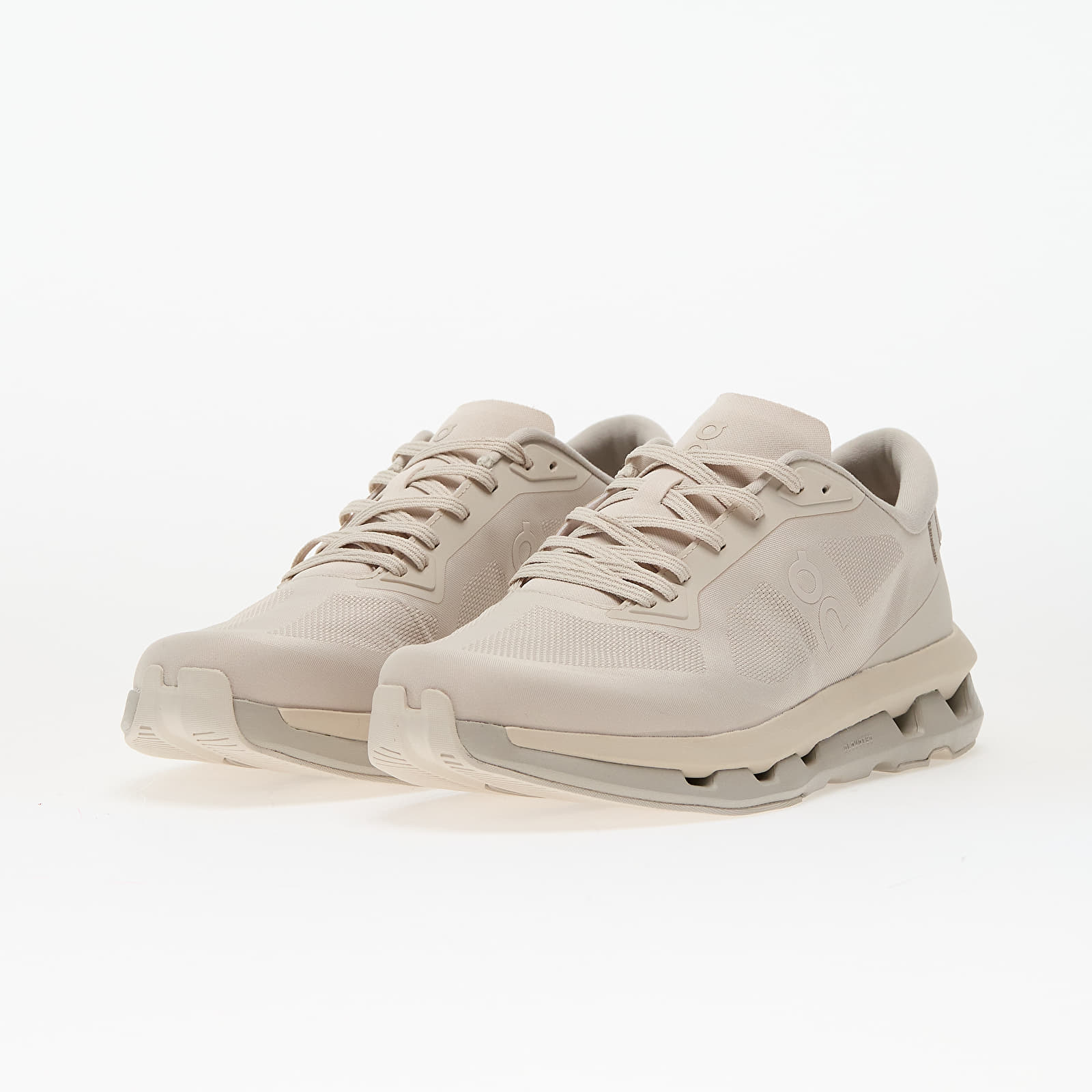 Sneakers och skor för män On M Cloudzone Pearl/ Truffle