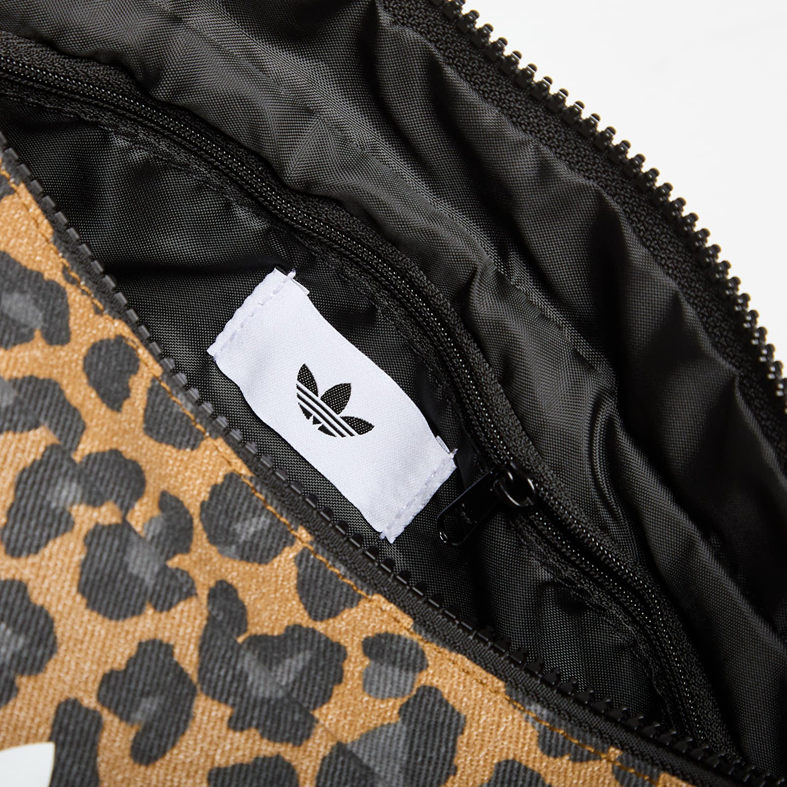 Umhängetaschen für Männer adidas Leopard Small Shoulder Bag Bronze Strata