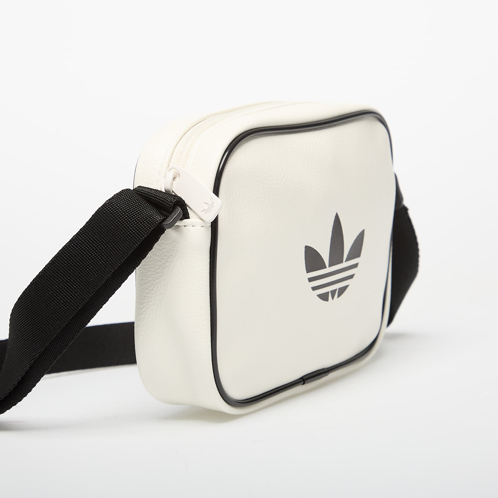 Umhängetaschen für Männer adidas Adicolor Classic Mini Airliner Cloud White/ Black