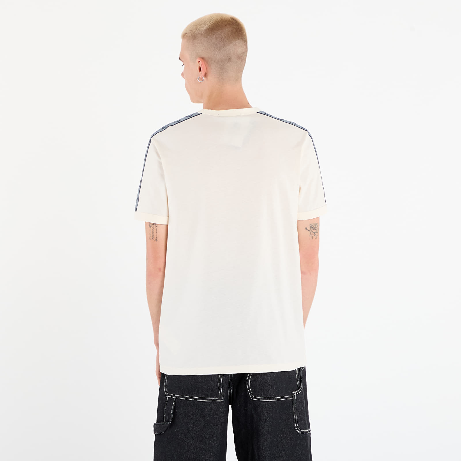 Magliette da uomo FRED PERRY Contrast Tape Ringer T-Shirt UNISEX Ecru/ Navy