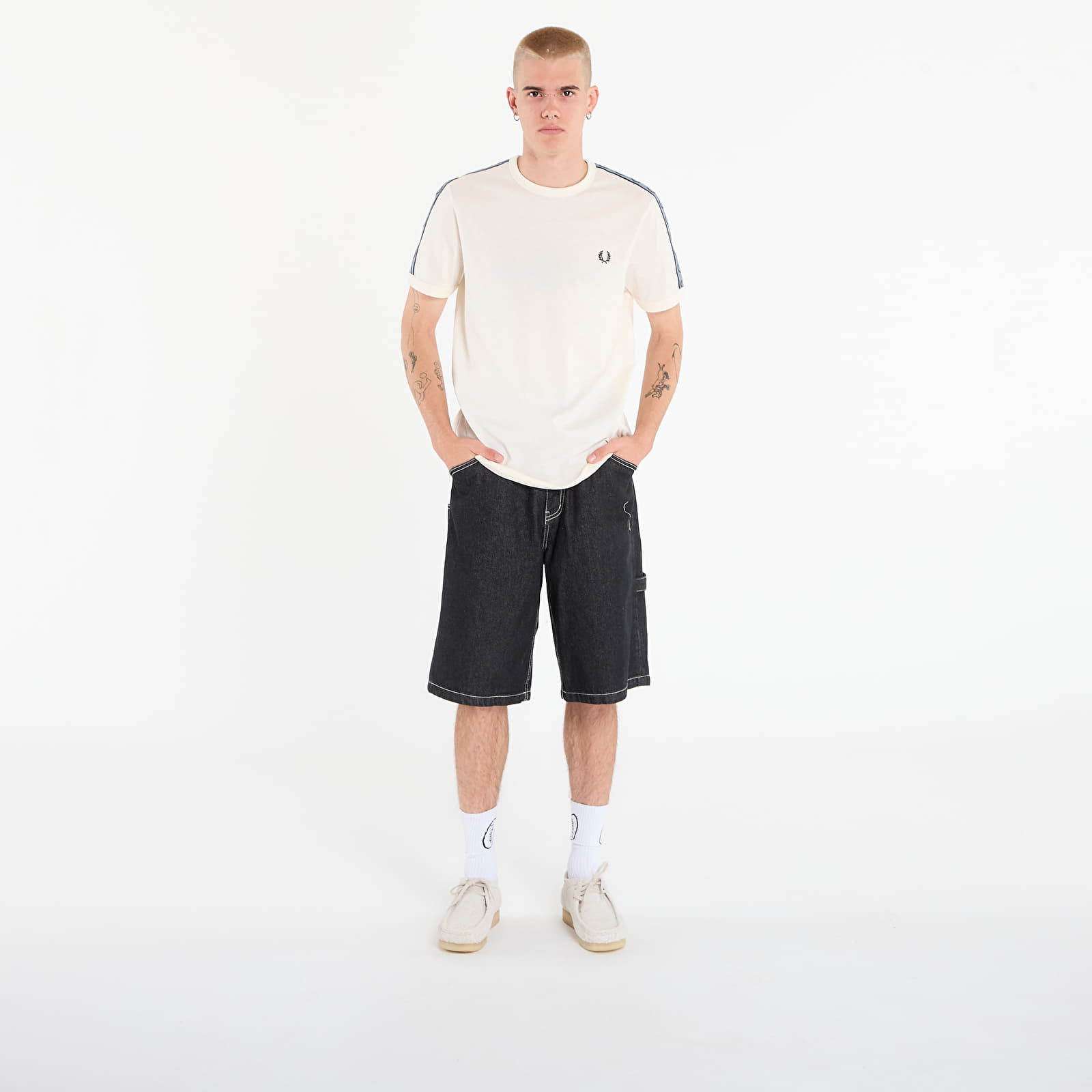 Magliette da uomo FRED PERRY Contrast Tape Ringer T-Shirt UNISEX Ecru/ Navy