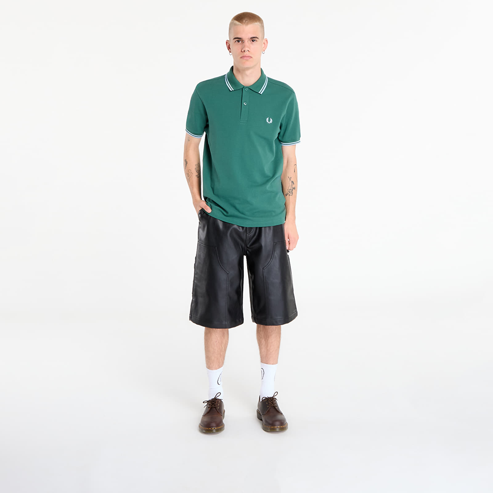 Camisetas de hombre FRED PERRY Twin Tipped Fred Perry Shirt Sport Green /Track Blue /Track Blue