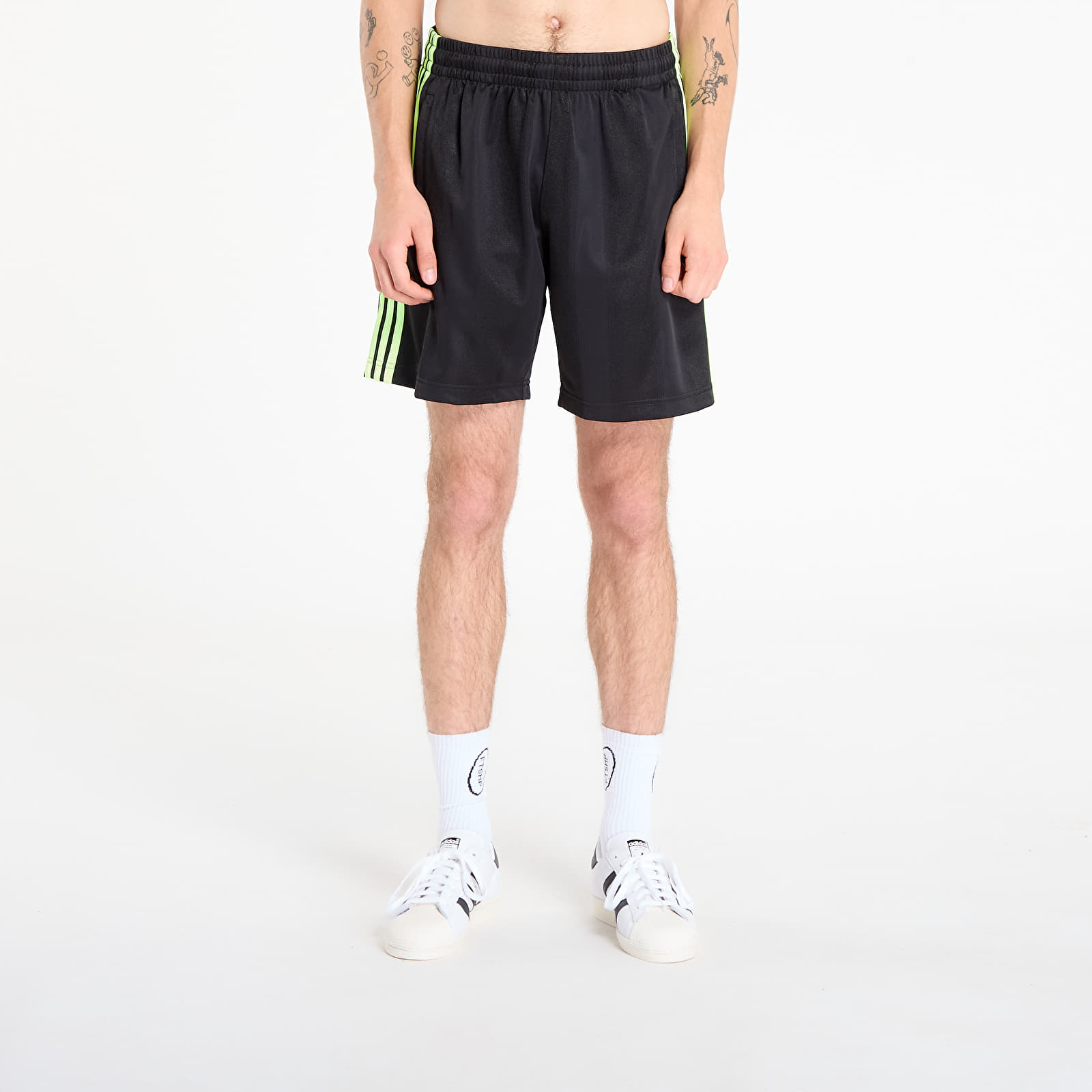 Shorts für Männer adidas Jacq Shorts Black/ Siggnr