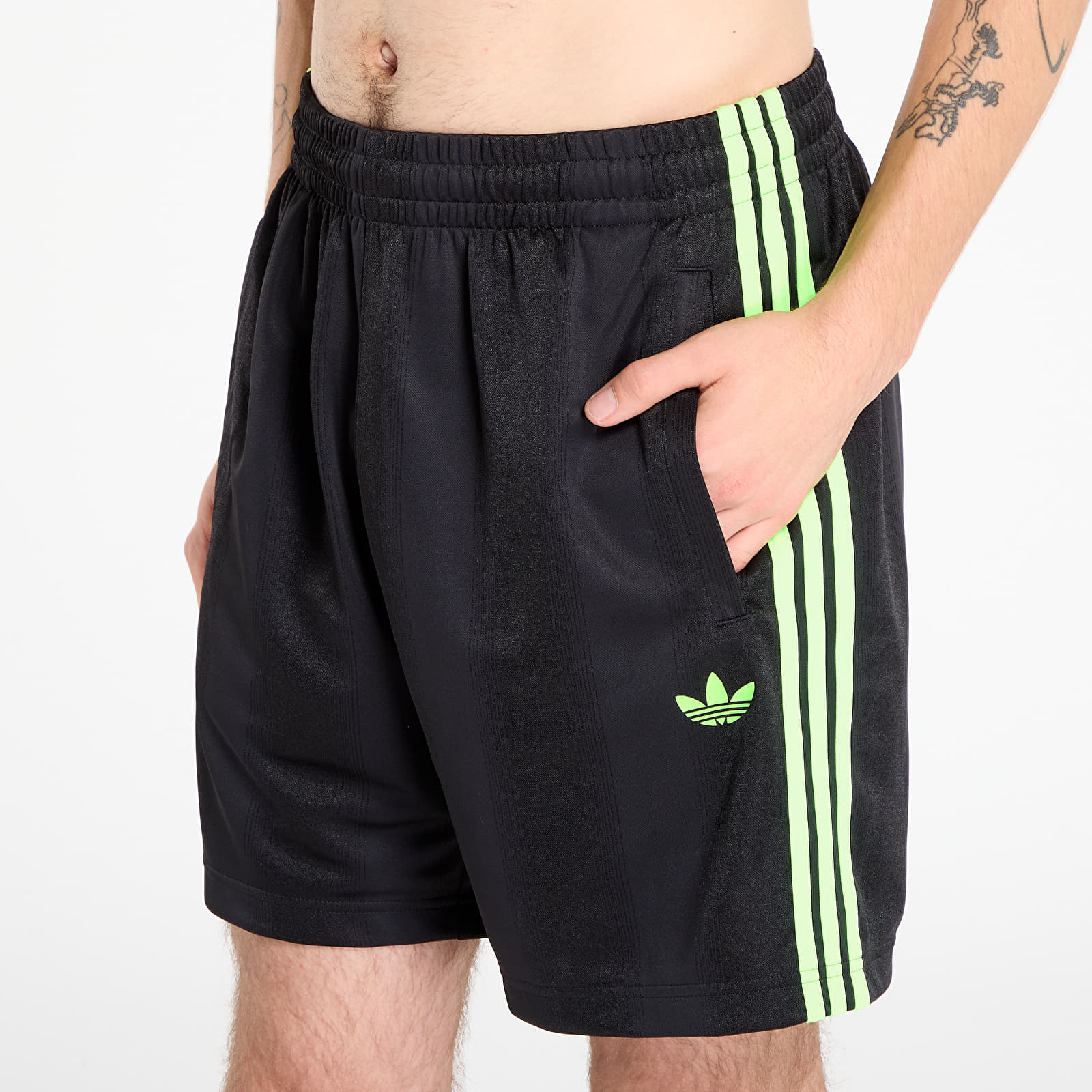Shorts für Männer adidas Jacq Shorts Black/ Siggnr