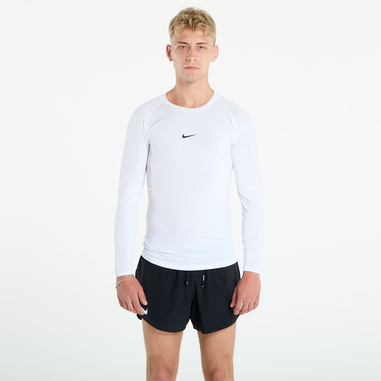 Men's T-shirts Nike Pro Men's Dri-FIT Tight Long-Sleeve Fitness Top White/ Black