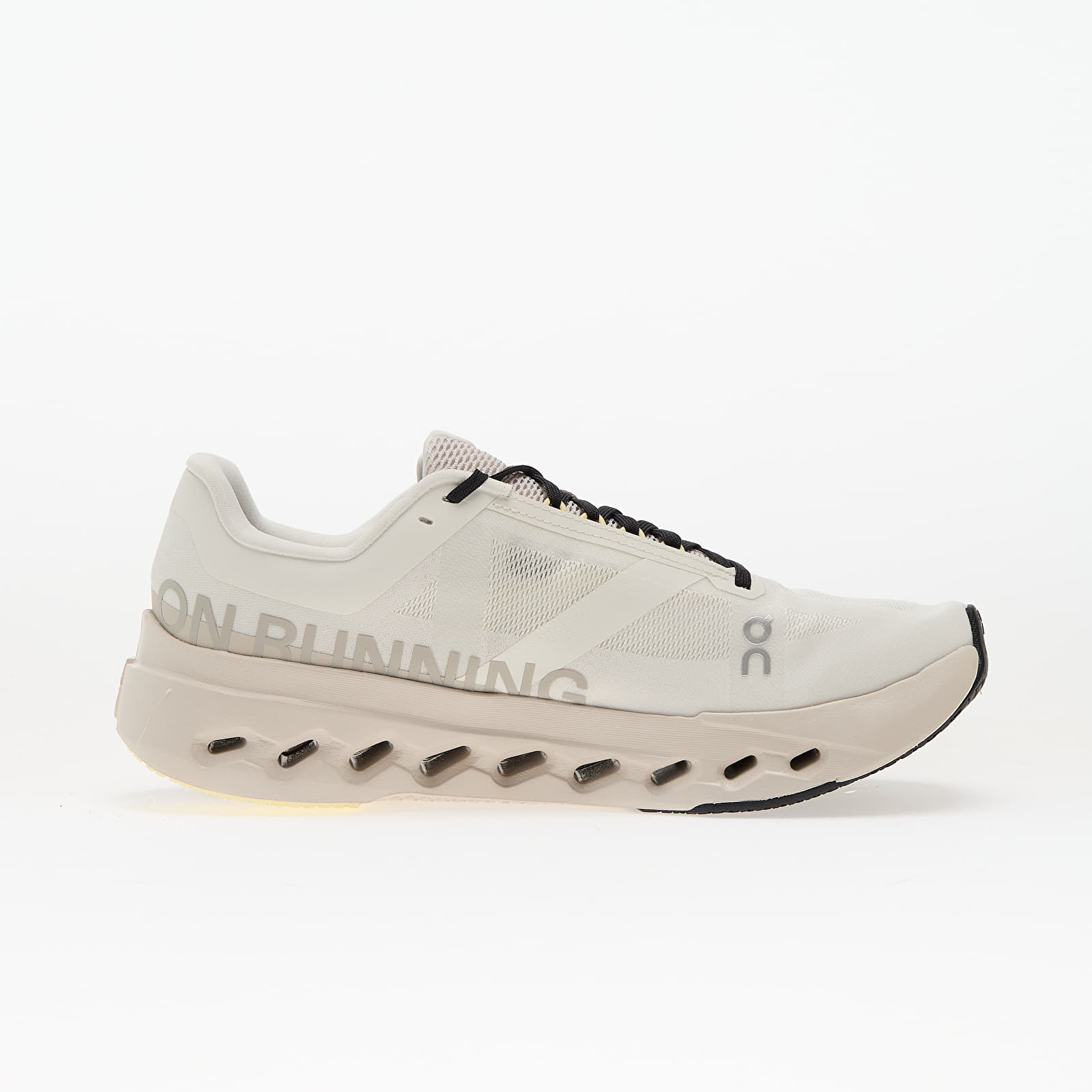 Men's sneakers and shoes On M Cloudsurfer Next Ivory/ Silver