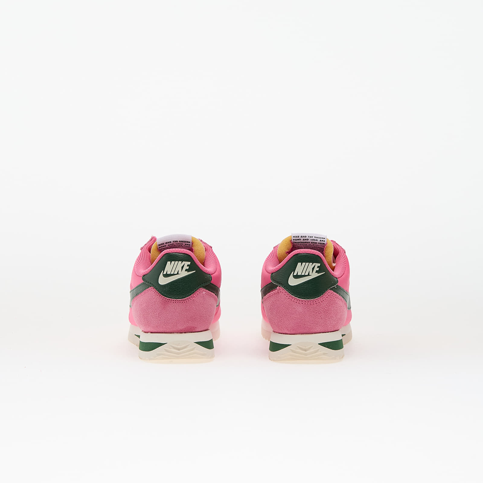 Sneakers und Schuhe für Frauen Nike W Cortez Pinksicle/ Fir-Sail-White-Black-Safety Orange