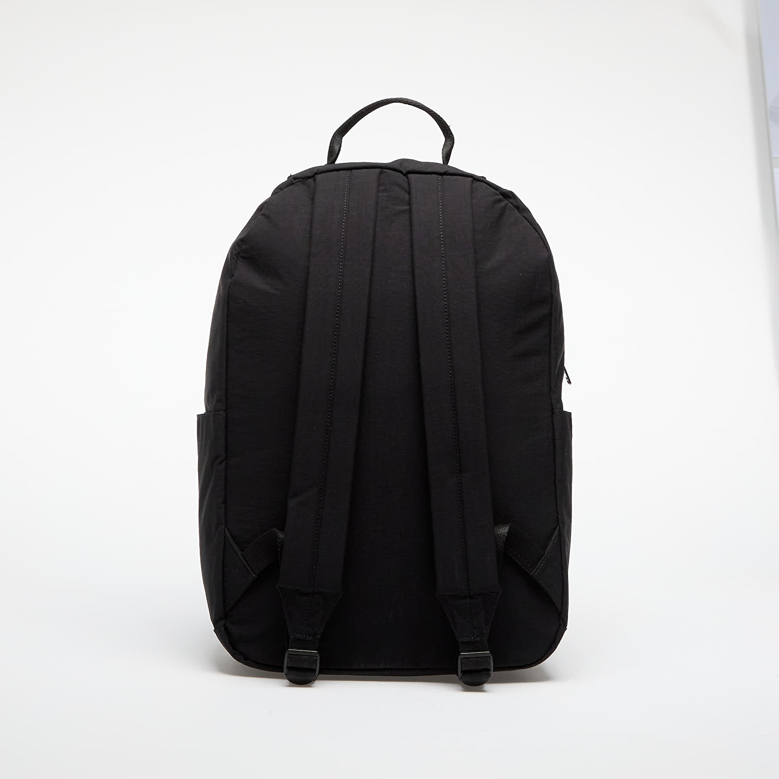 Rucksäcke FRED PERRY Nylon Badge Backpack Black