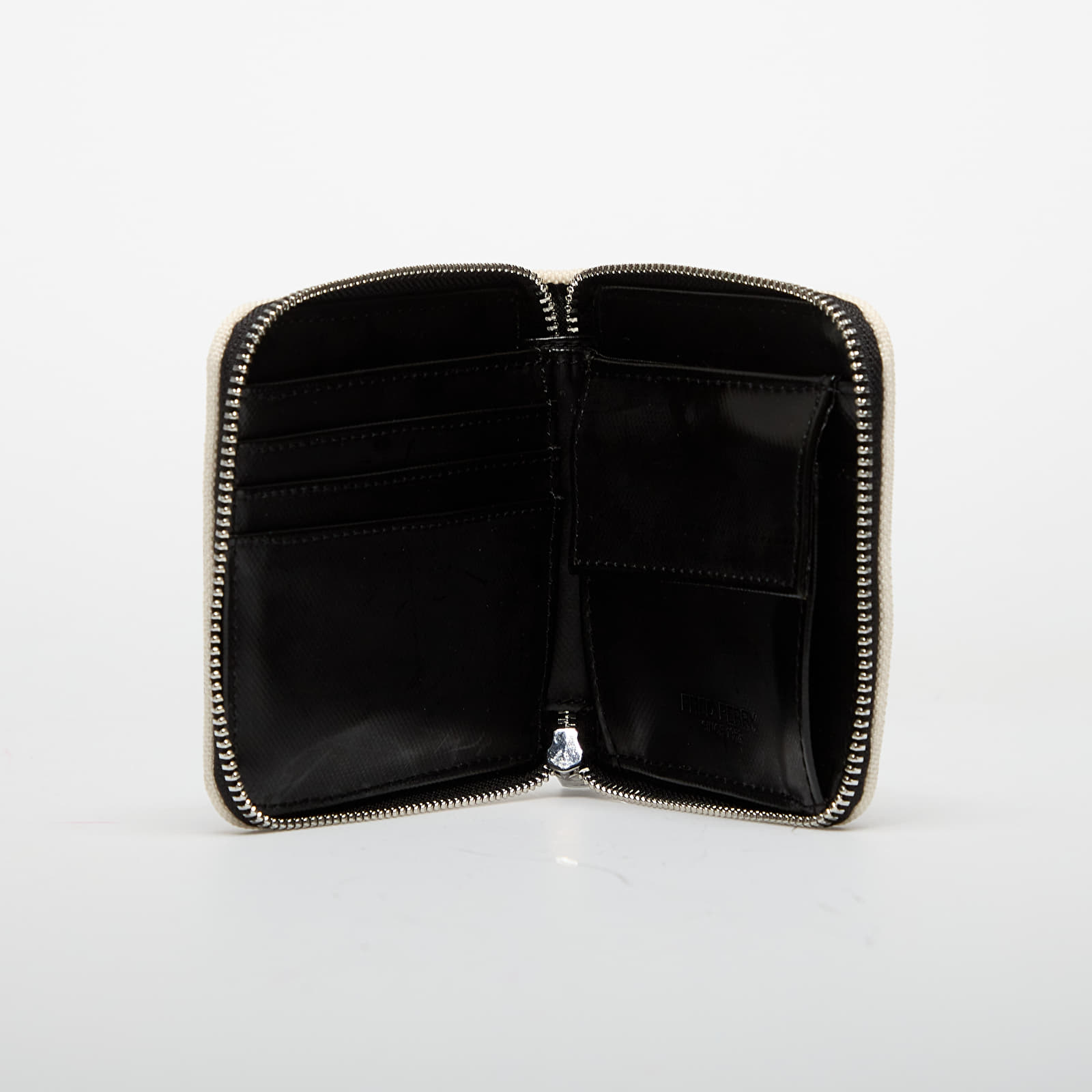 Carteras de los hombres FRED PERRY Classic Zip Around Wallet Black/ Ecru