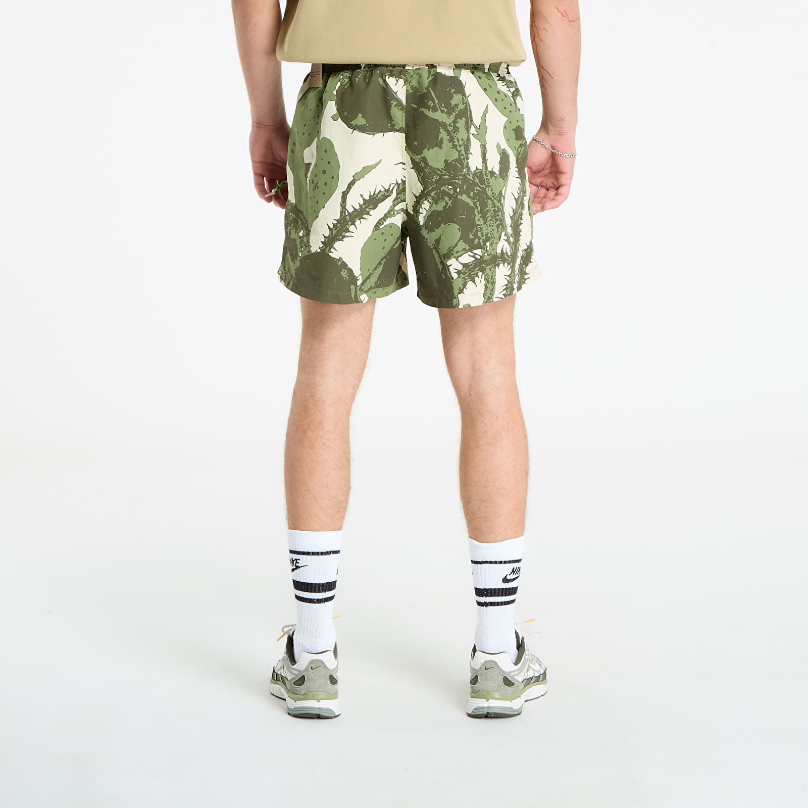 Men's shorts Nike ACG "Reservoir Goat" Men's Shorts Lt Khaki/ Summit White