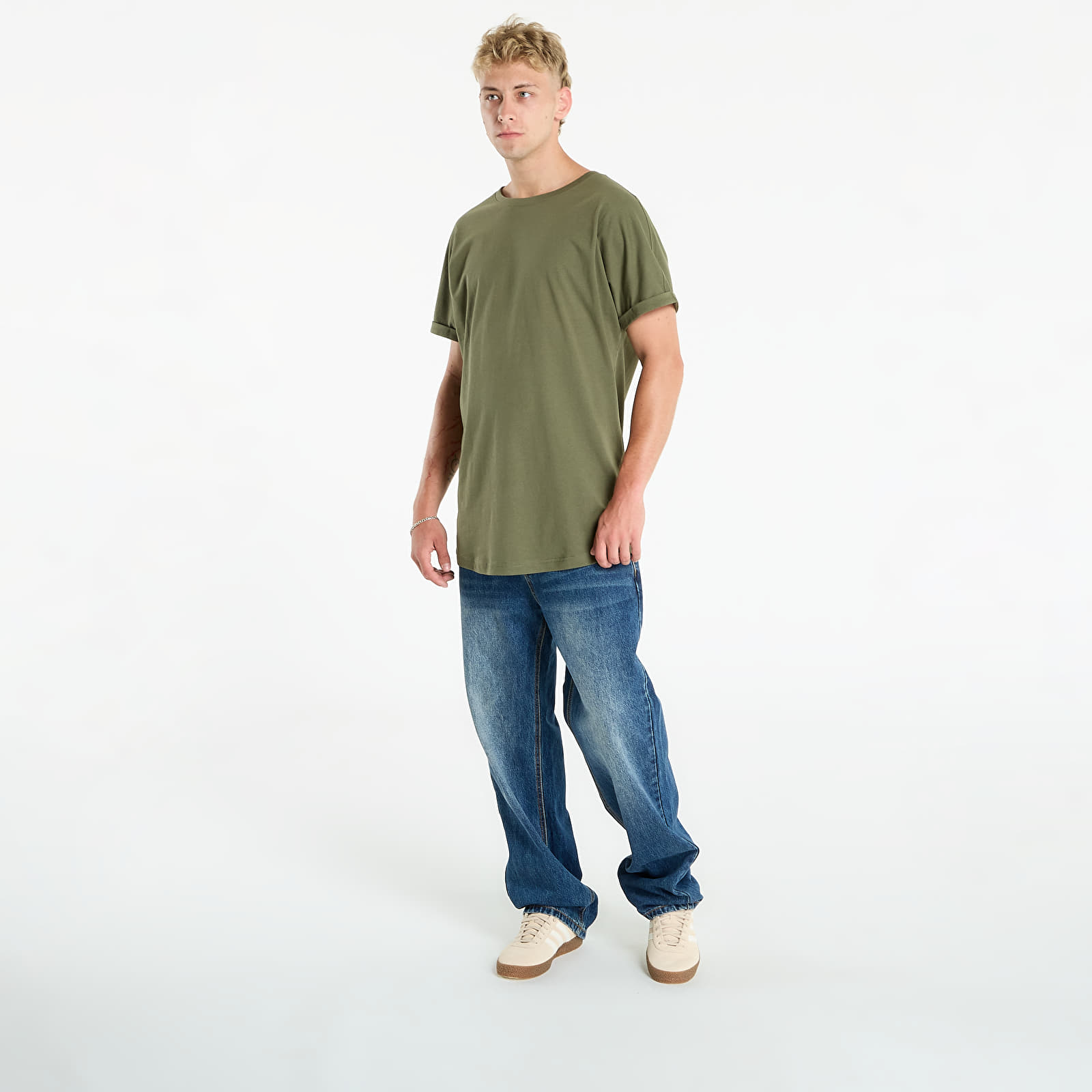 T-shirts Urban Classics Long Shaped Turnup Olive