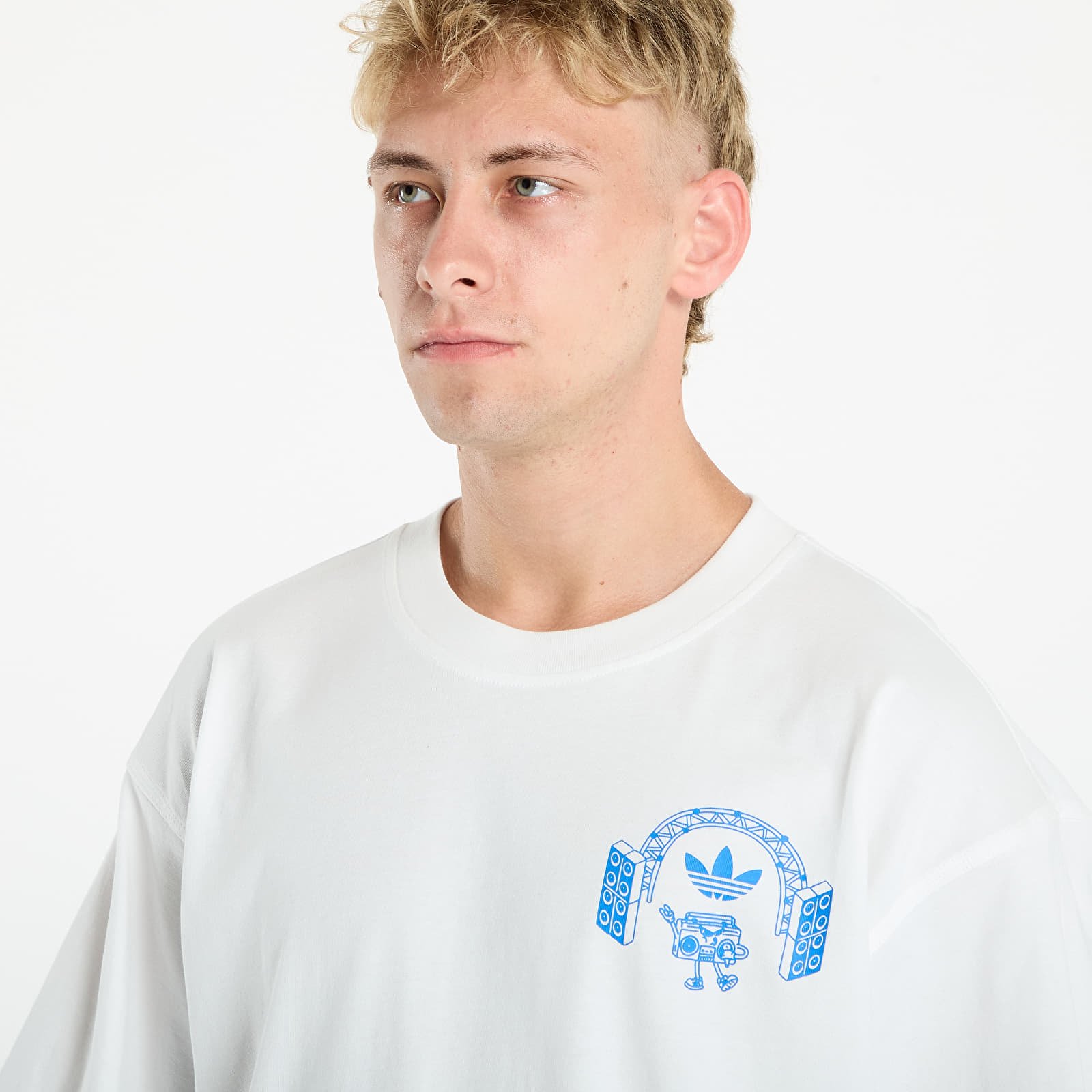 T-Shirts Männer adidas Music Fests Tee Core White