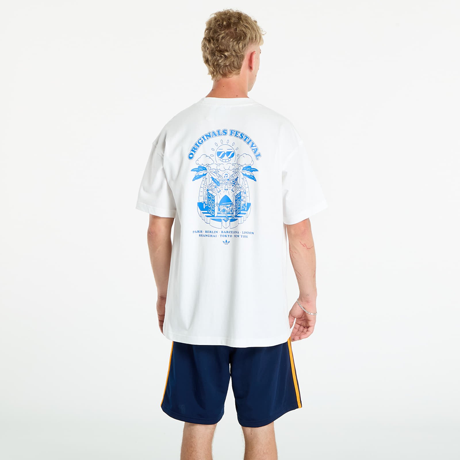 T-Shirts Männer adidas Music Fests Tee Core White