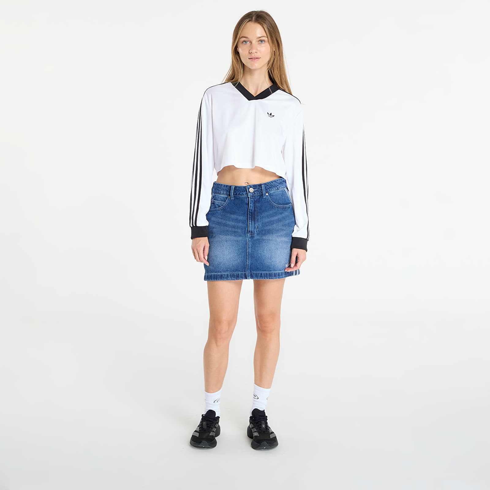 Ženske majice  adidas Adicolor Football Jacquard Crop Long-Sleeve Top White