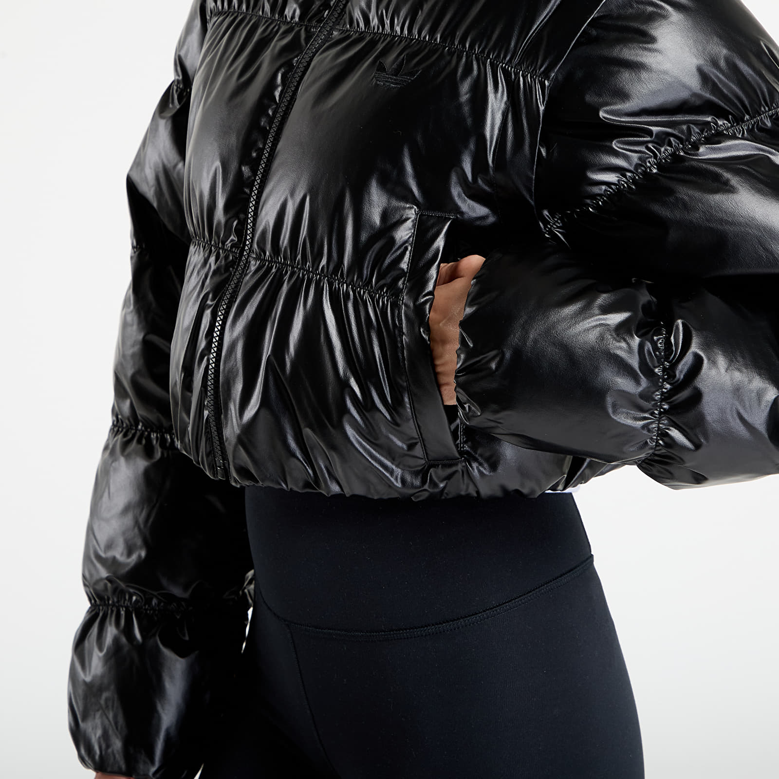 Jachete pentru femei adidas Essentials Glossy 2-In-1 Cropped Puffer Black