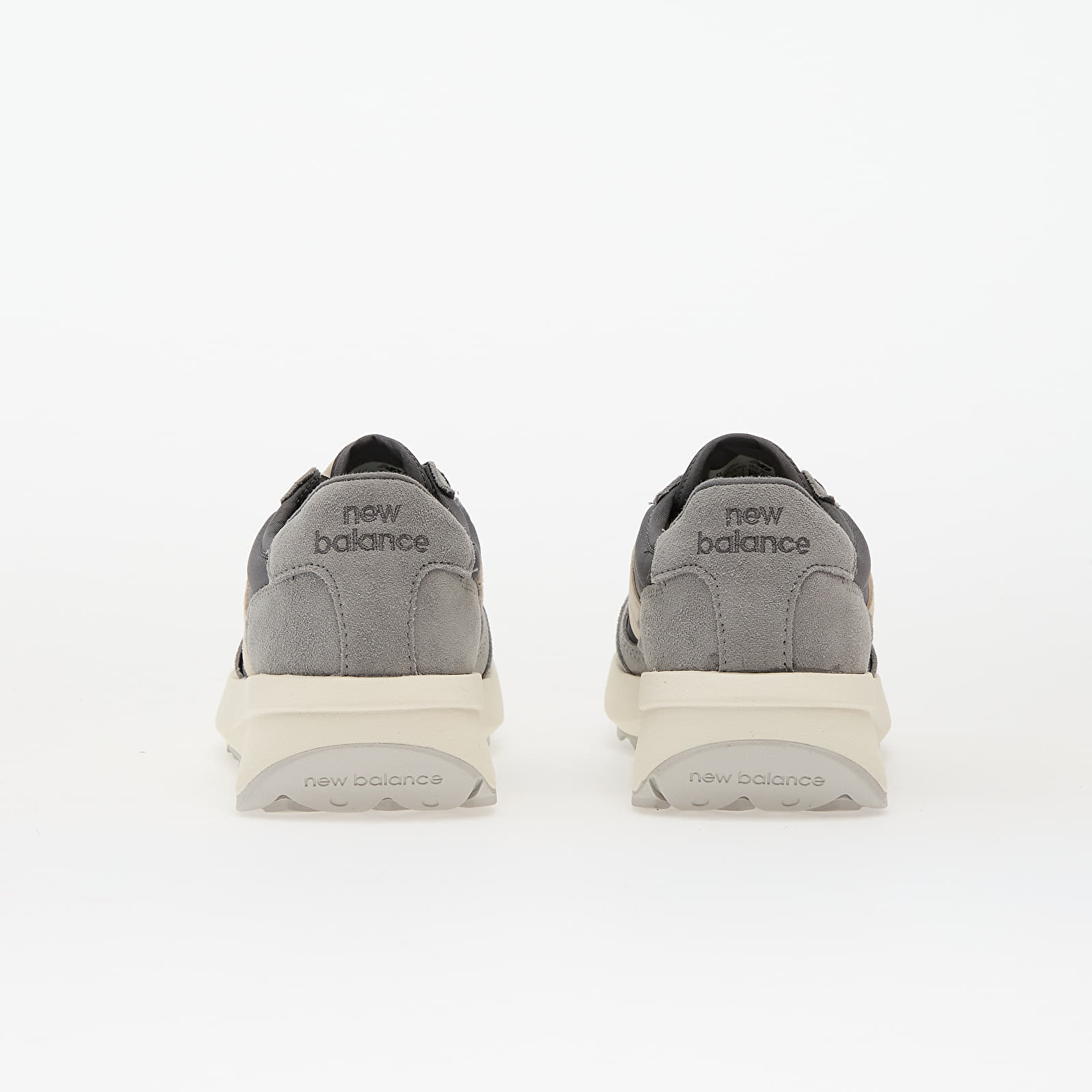 Turnschuhe und Schuhe für Männer New Balance 370 Castle Rock