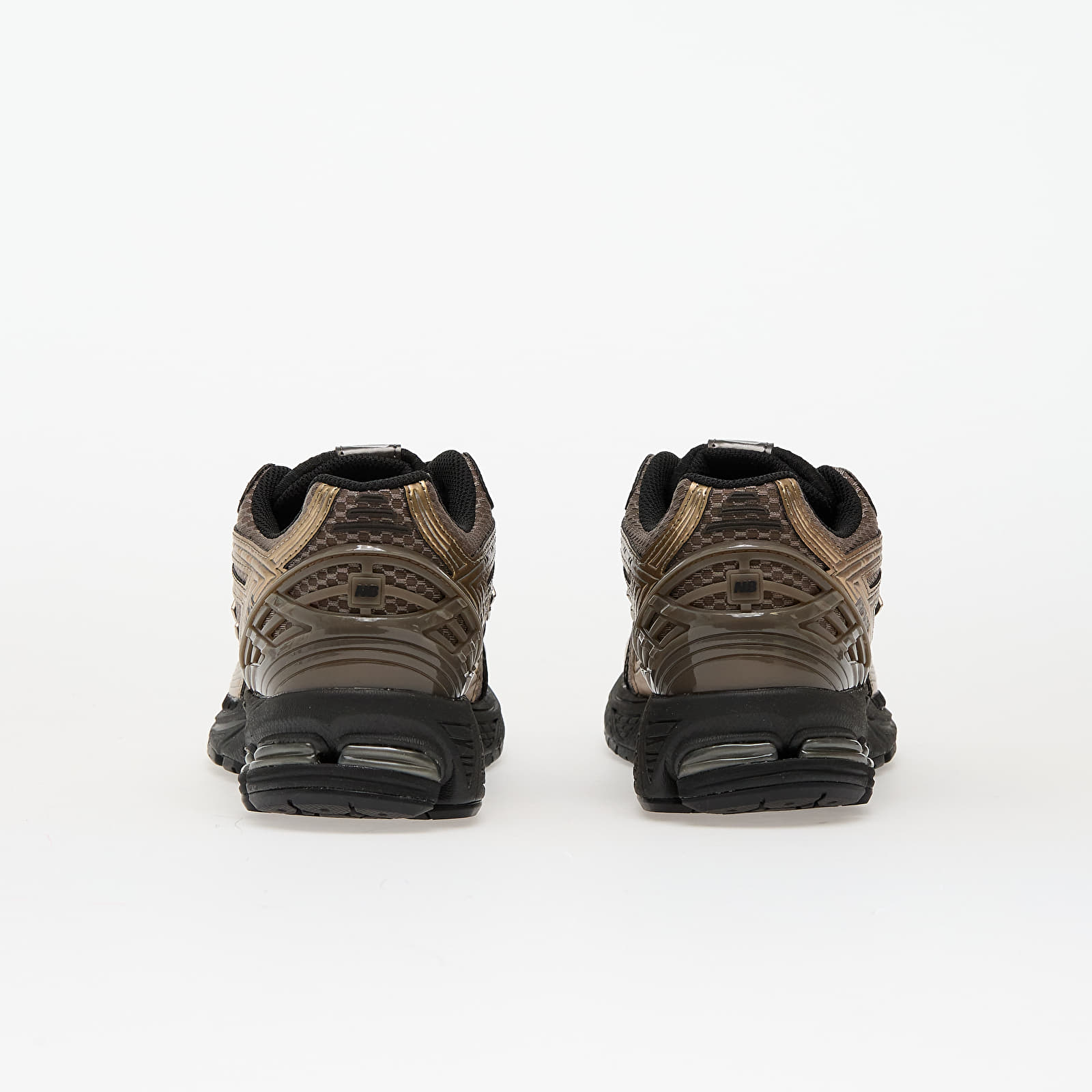 Men's sneakers and shoes New Balance 1906 Mushroom