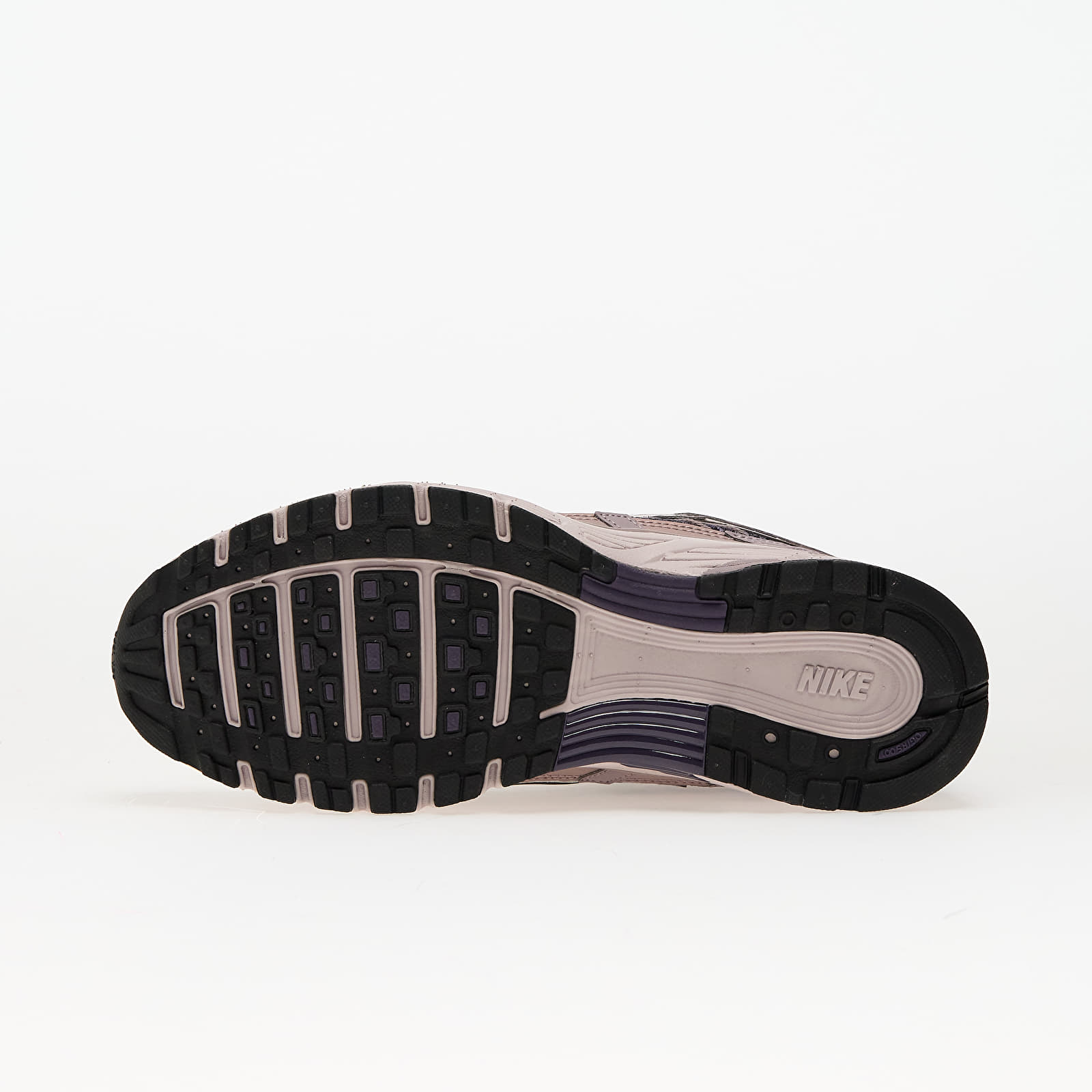 Women's sneakers and shoes Nike W P-6000 Se Lt Violet Ore/ Black-Dk Raisin-Platinum Violet