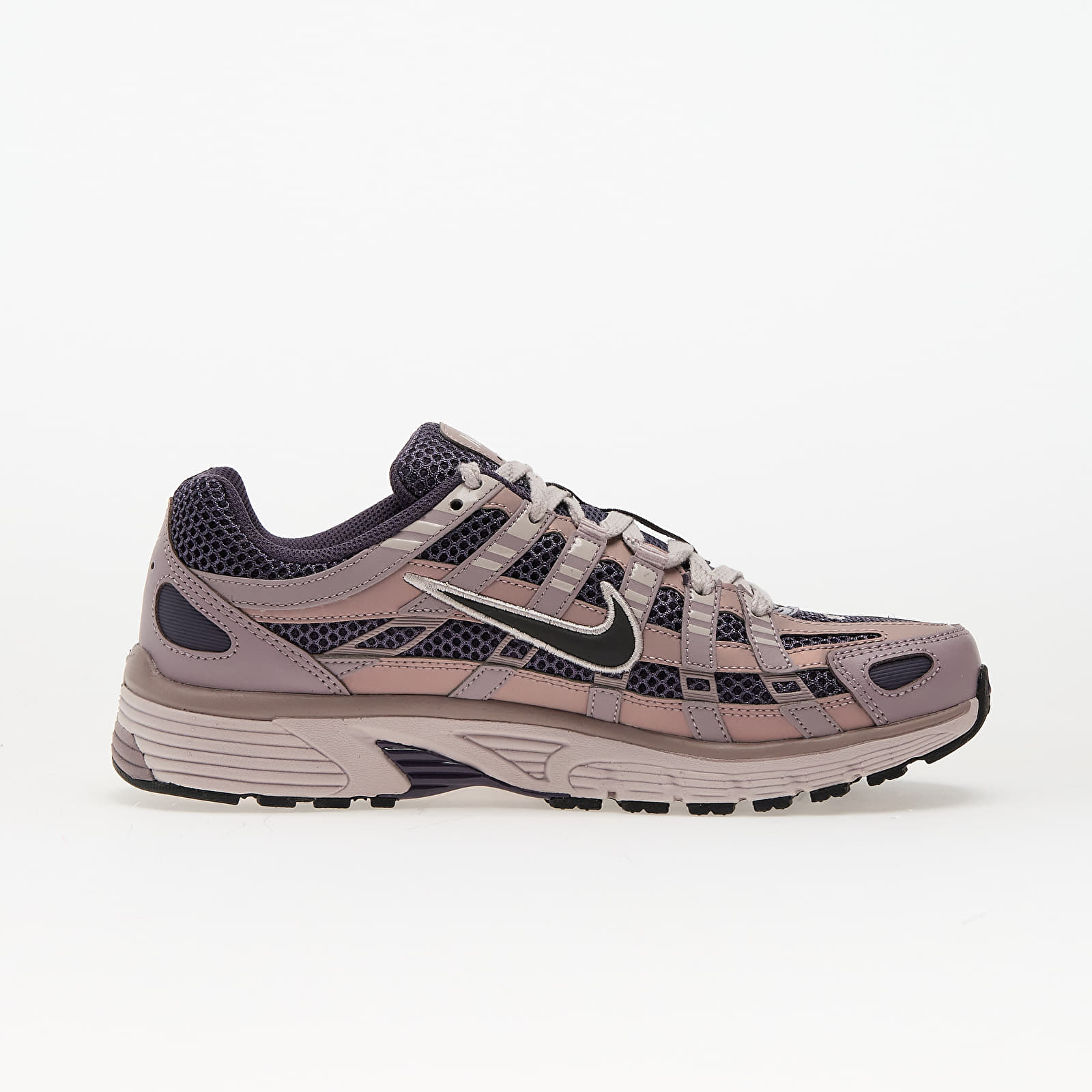 Women's sneakers and shoes Nike W P-6000 Se Lt Violet Ore/ Black-Dk Raisin-Platinum Violet