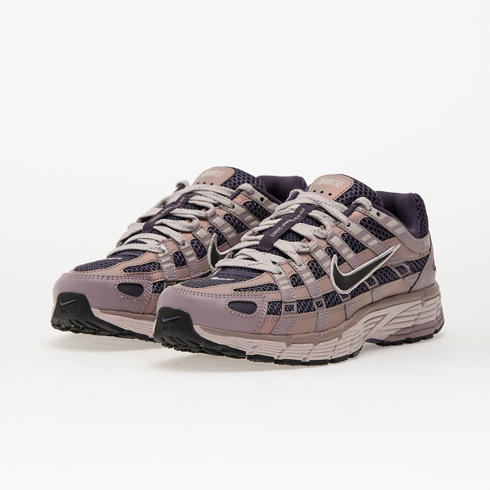 Women's sneakers and shoes Nike W P-6000 Se Lt Violet Ore/ Black-Dk Raisin-Platinum Violet